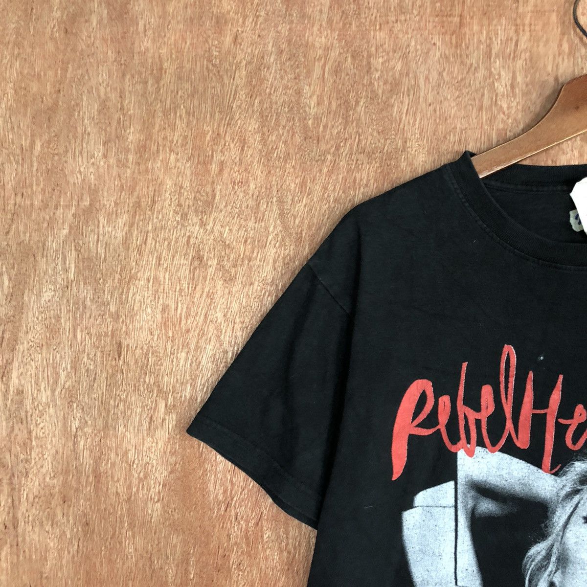 Band Tees D Madonna Rebel Heart Tour Vintage Black tee #2139 Size US M / EU 48-50 / 2 - 5 Thumbnail