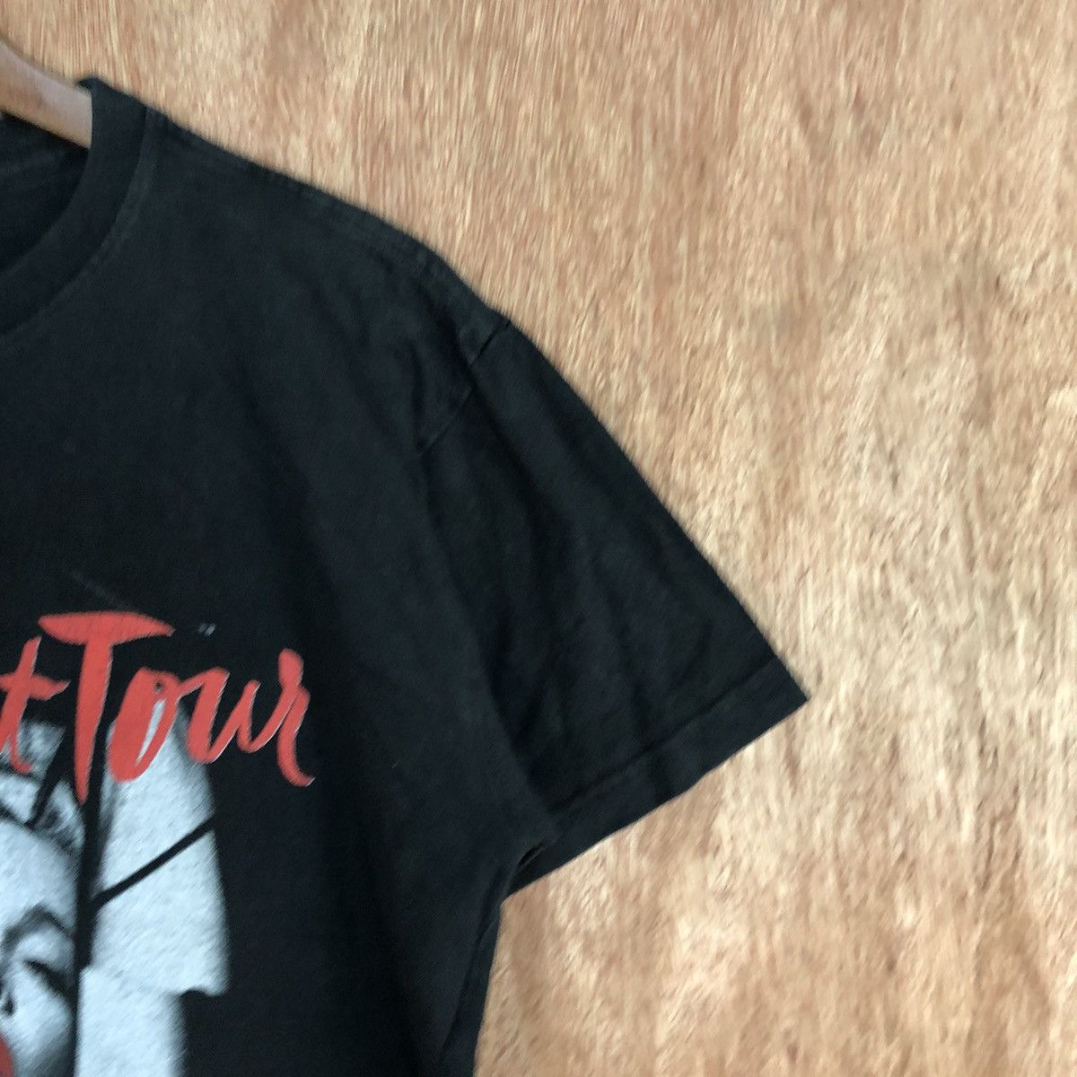 Band Tees D Madonna Rebel Heart Tour Vintage Black tee #2139 Size US M / EU 48-50 / 2 - 4 Thumbnail