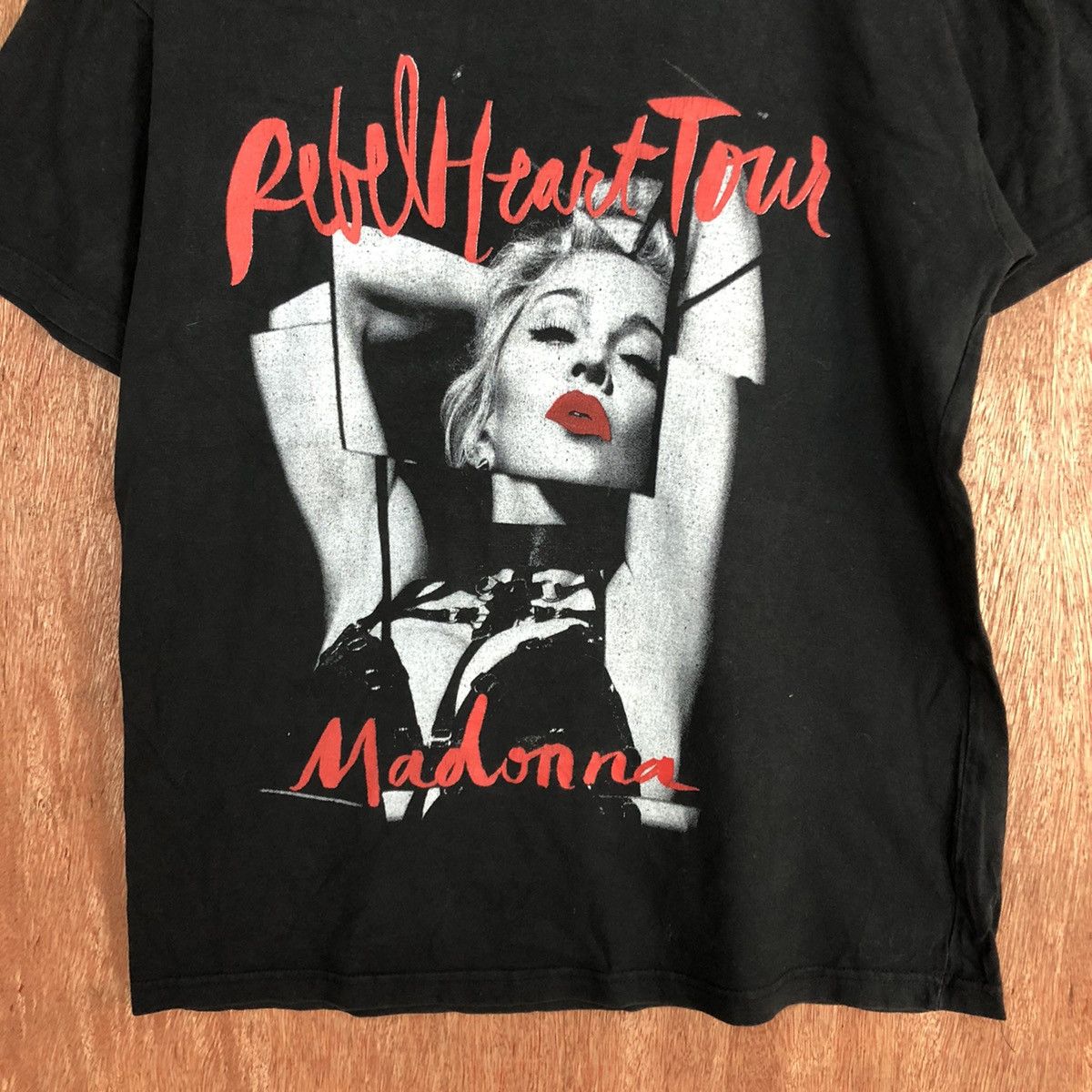 Band Tees D Madonna Rebel Heart Tour Vintage Black tee #2139 Size US M / EU 48-50 / 2 - 6 Thumbnail
