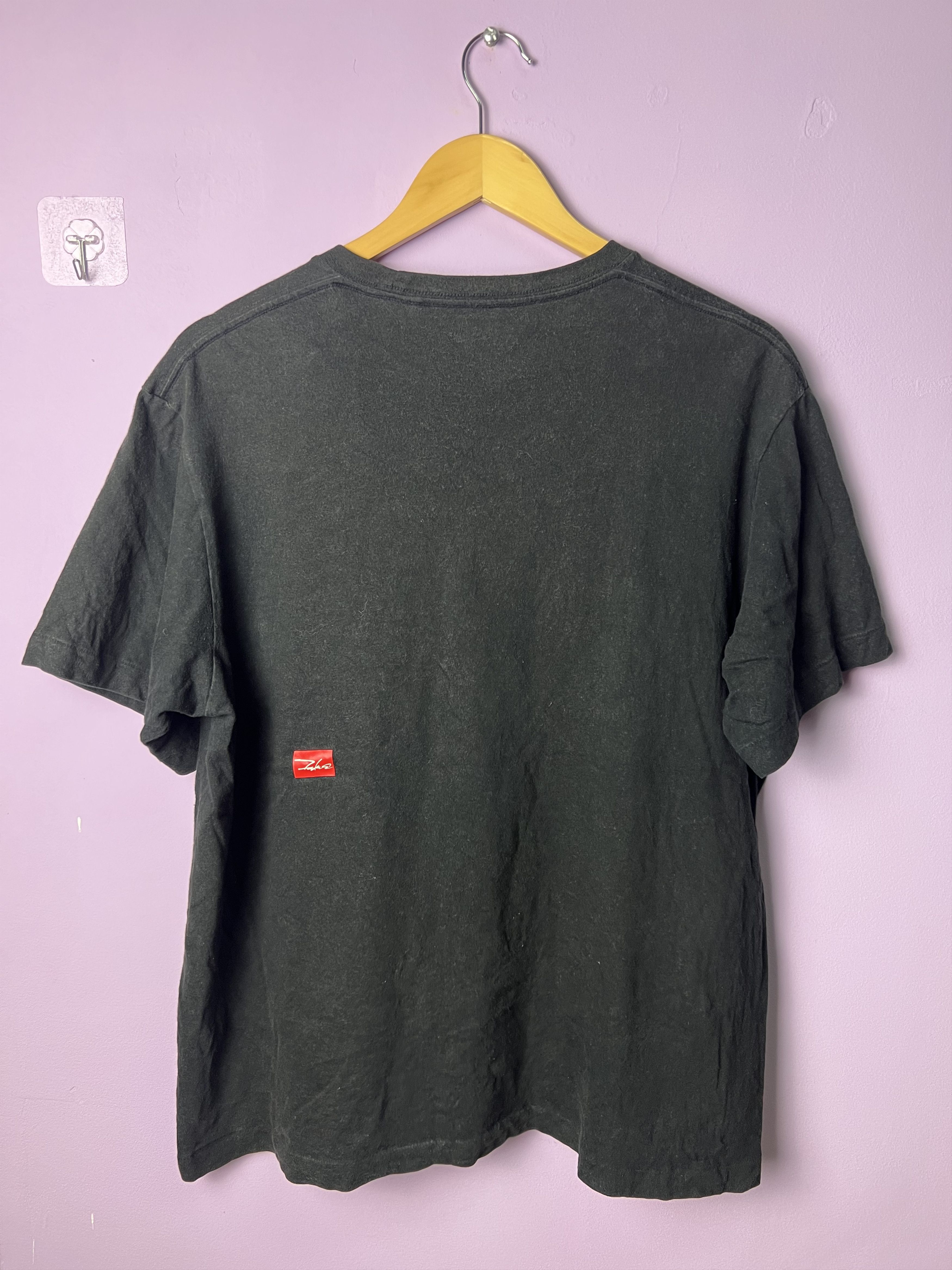 Futura × Uniqlo 🔥Uniqlo Futura 2000 Logo Tees Size US L / EU 52-54 / 3 - 2 Thumbnail