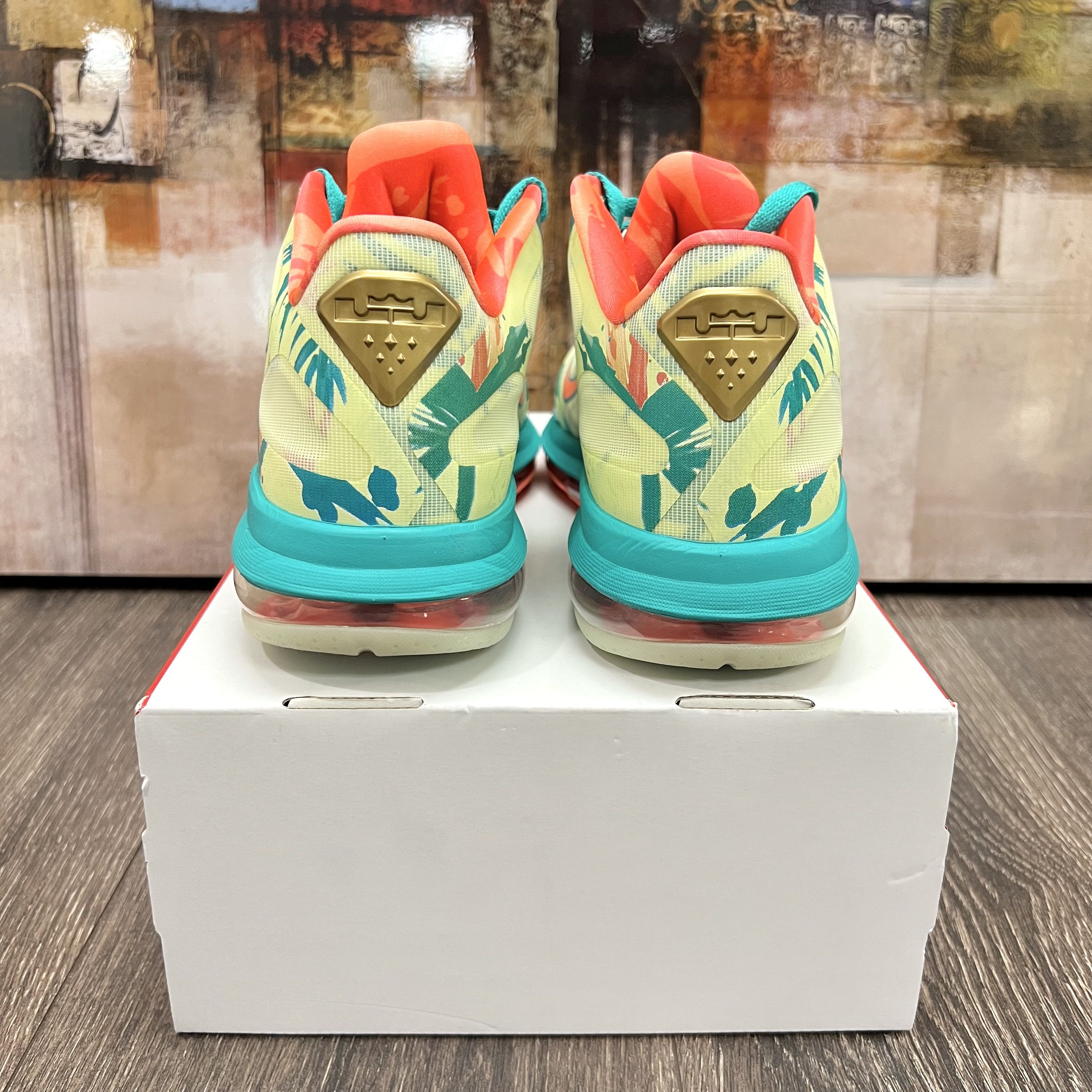 NBA Nike Lebron 9 IX Lebronold Palmer White Lime / Bright Mango Size US 8.5 / EU 41-42 - 4 Thumbnail
