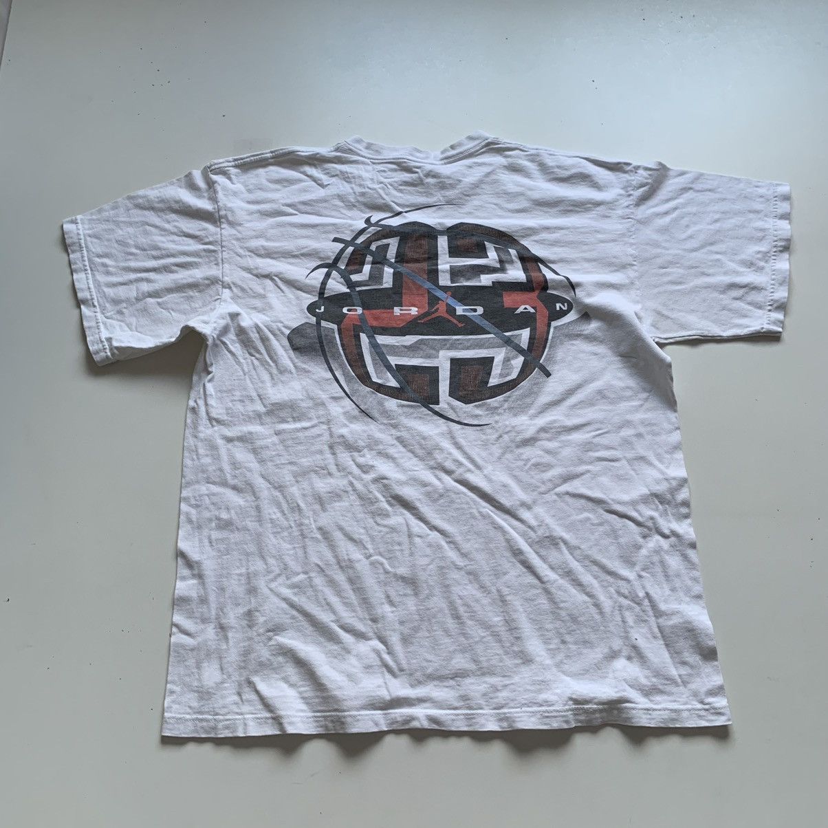 Nike Vintage 90s Nike Jordan 23 graphic t shirt white made in usa Size US L / EU 52-54 / 3 - 1 Thumbnail