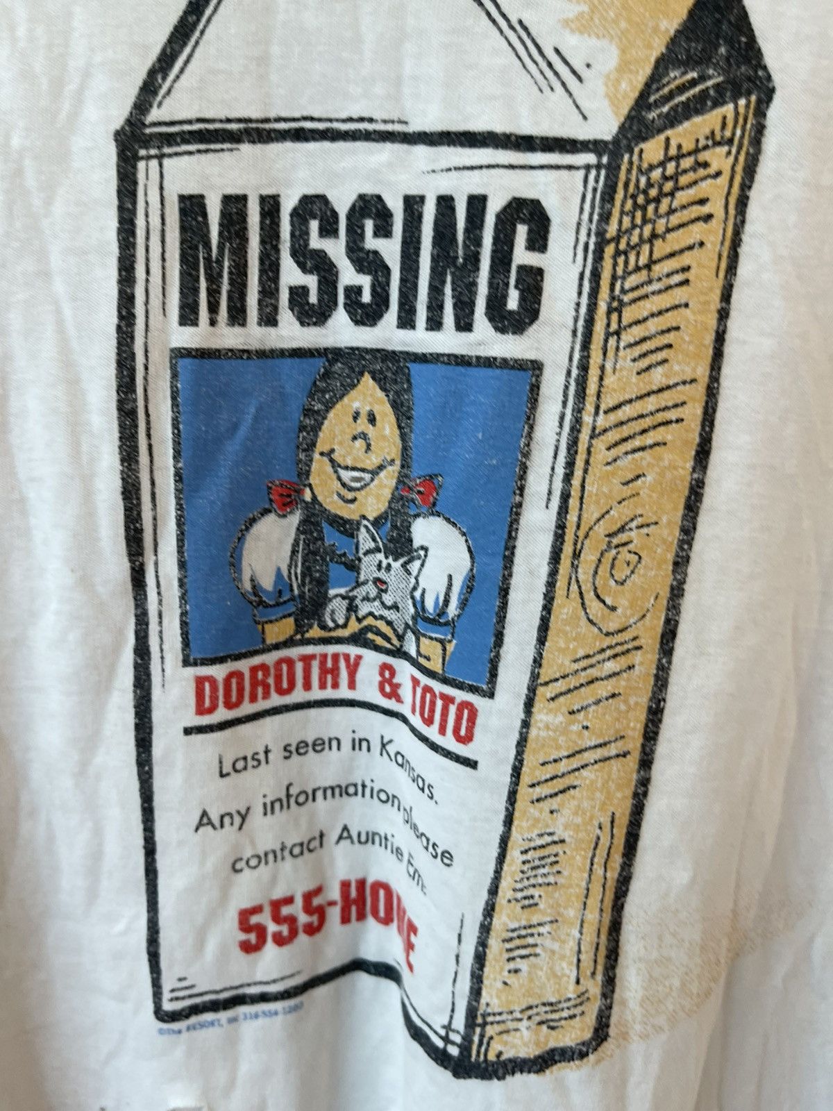 Vintage Vintage 90s THRASHED MISSING DOROTHY Shirt 4gseller Size US XL / EU 56 / 4 - 4 Thumbnail