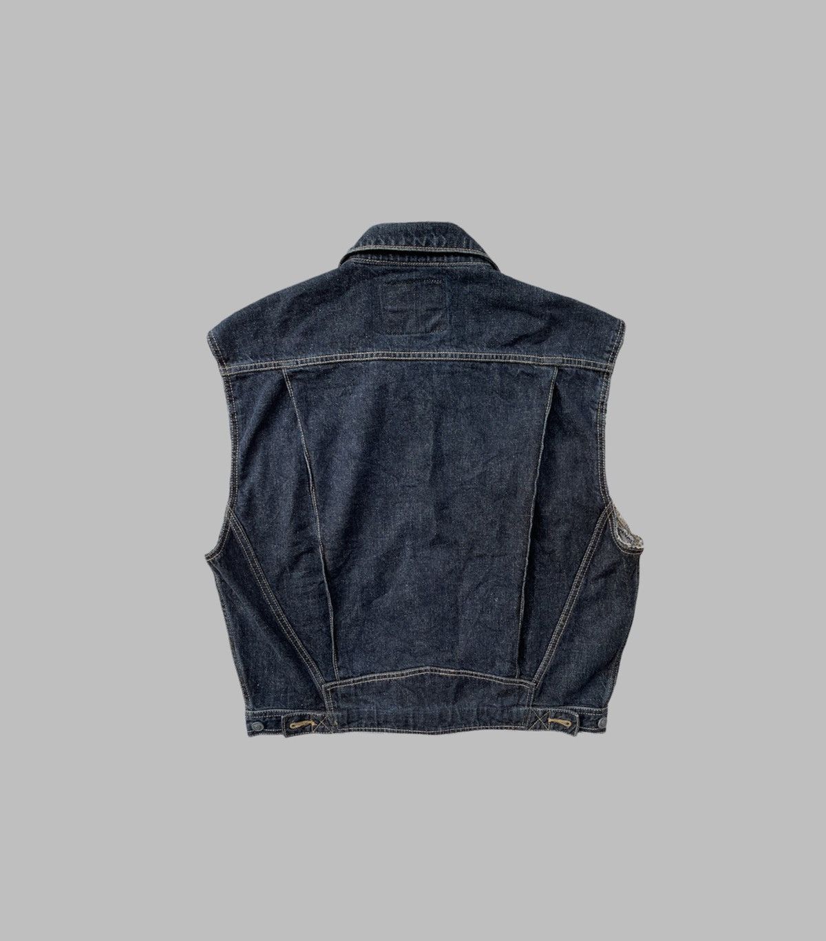 Edwin 👹Edwin Japan Sleeveless Distressed Denim Vest Size US L / EU 52-54 / 3 - 5 Thumbnail