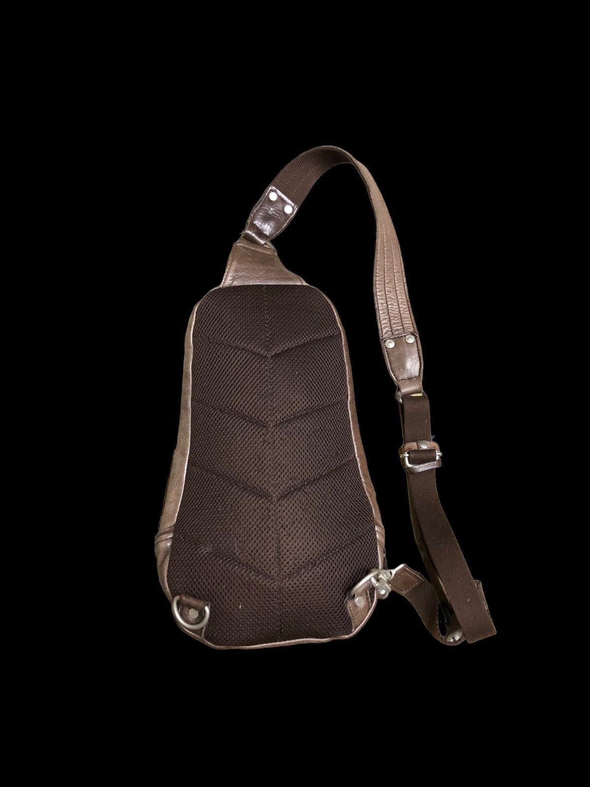 Japanese Brand LEATHER MOUSTACHE CROSSBODY BAG Size ONE SIZE - 2 Thumbnail