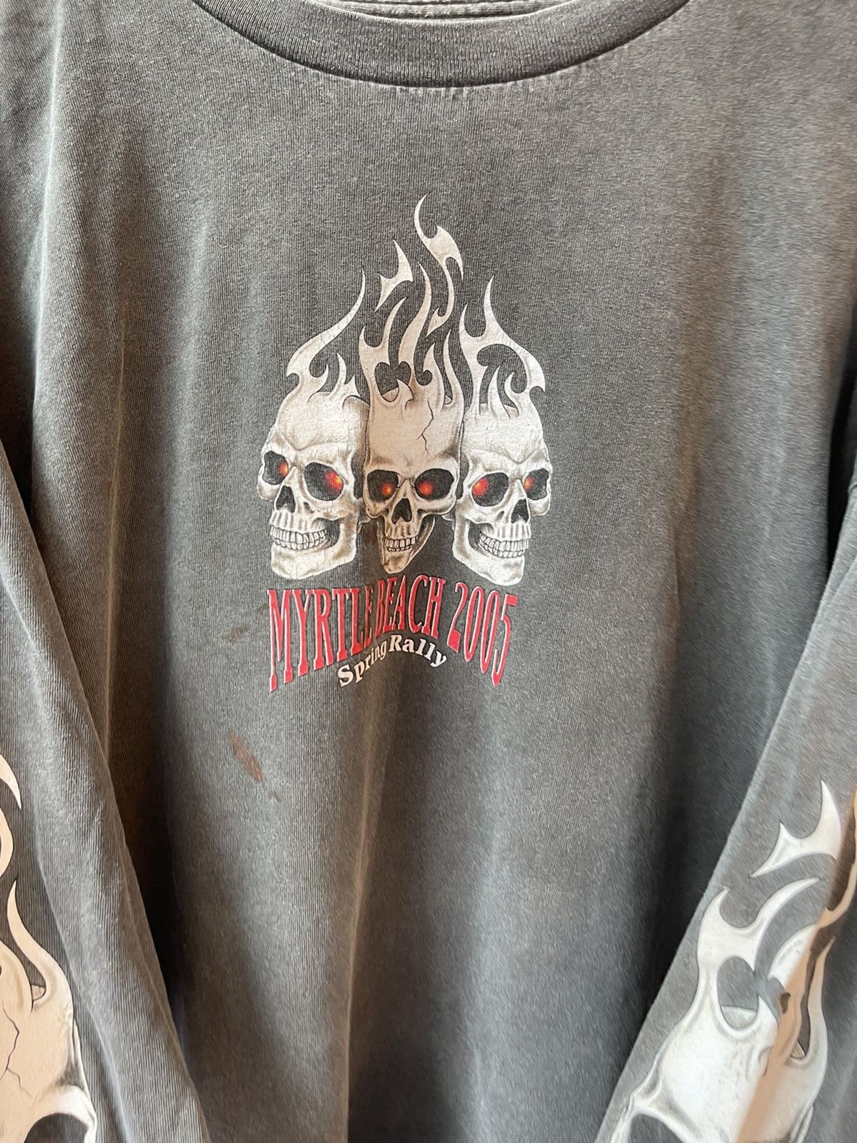 Vintage Vintage Skull Flames THRASHED Black Faded Shirt 4Gseller Size US XL / EU 56 / 4 - 3 Thumbnail