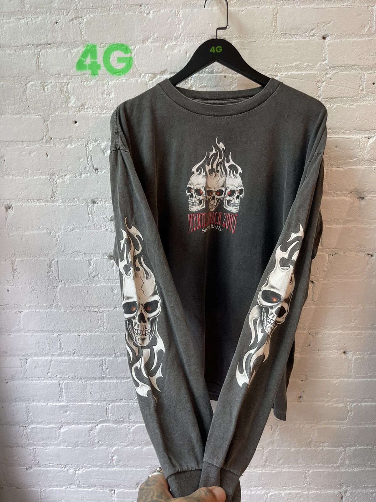 Vintage Vintage Skull Flames THRASHED Black Faded Shirt 4Gseller Size US XL / EU 56 / 4 - 2 Thumbnail