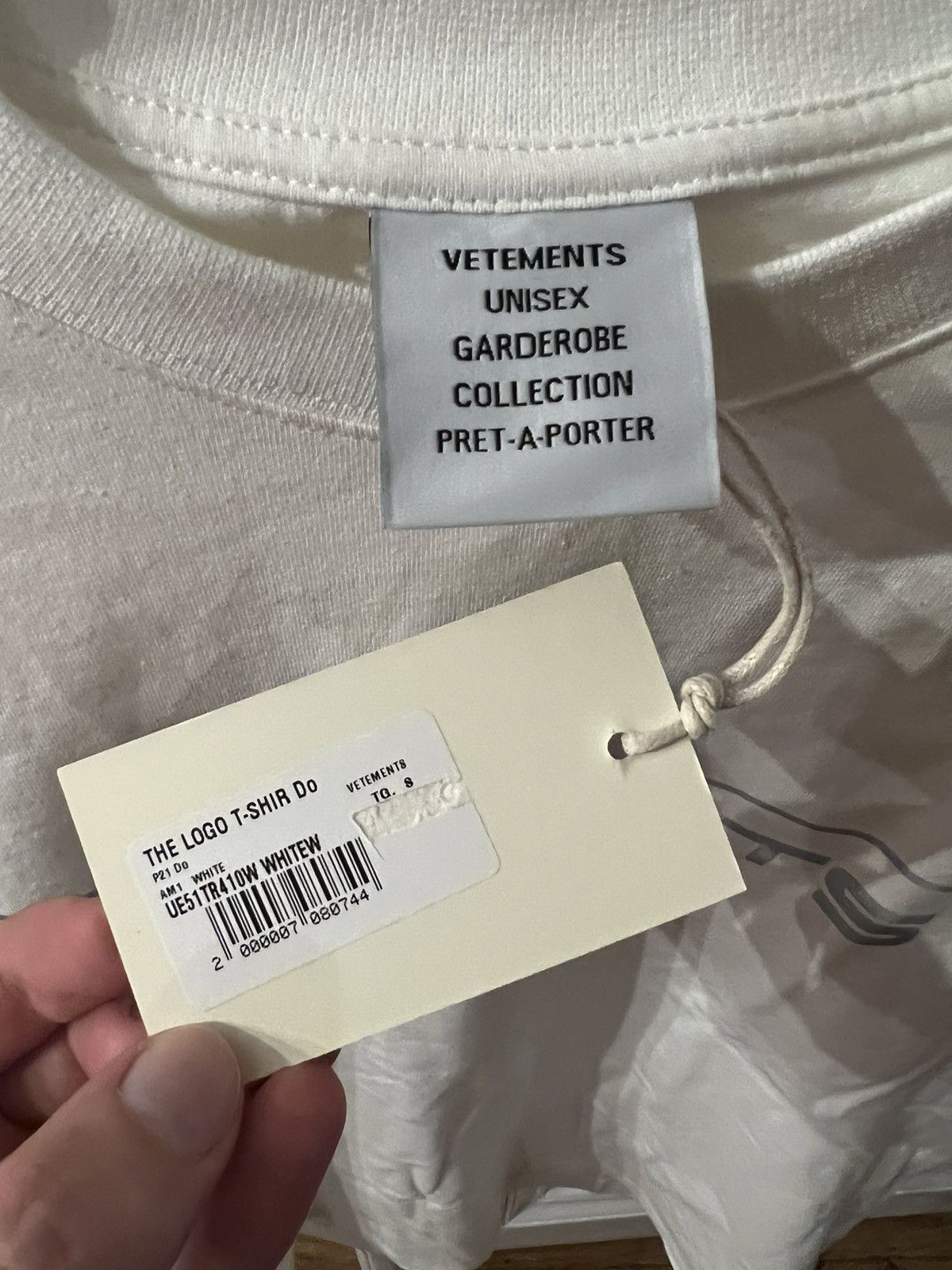 Vetements "The vetements" glitter logo t Size US S / EU 44-46 / 1 - 4 Thumbnail