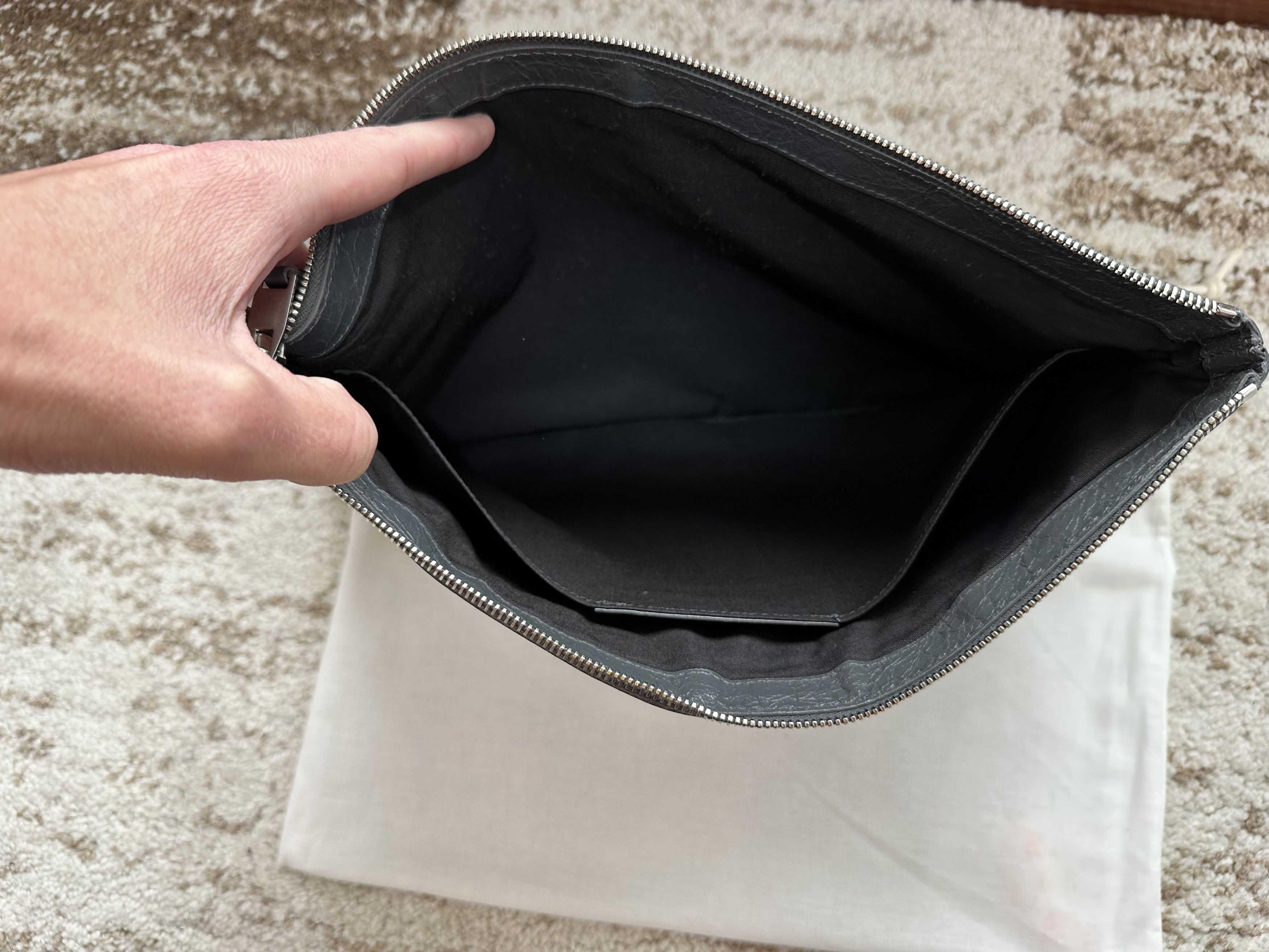Balenciaga Balenciaga Classi City Lambskin Clip Bag Size ONE SIZE - 6 Thumbnail