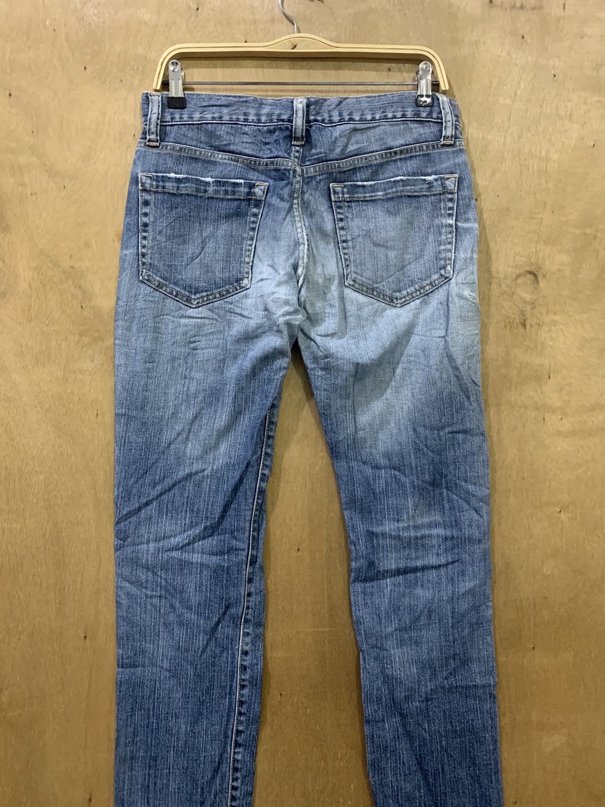Japanese Brand × Uniqlo UNIQLO 90s Rugged Women Skinny Slimfit Stonewash Denim Jean Size 30" / US 8 / IT 44 - 9 Thumbnail