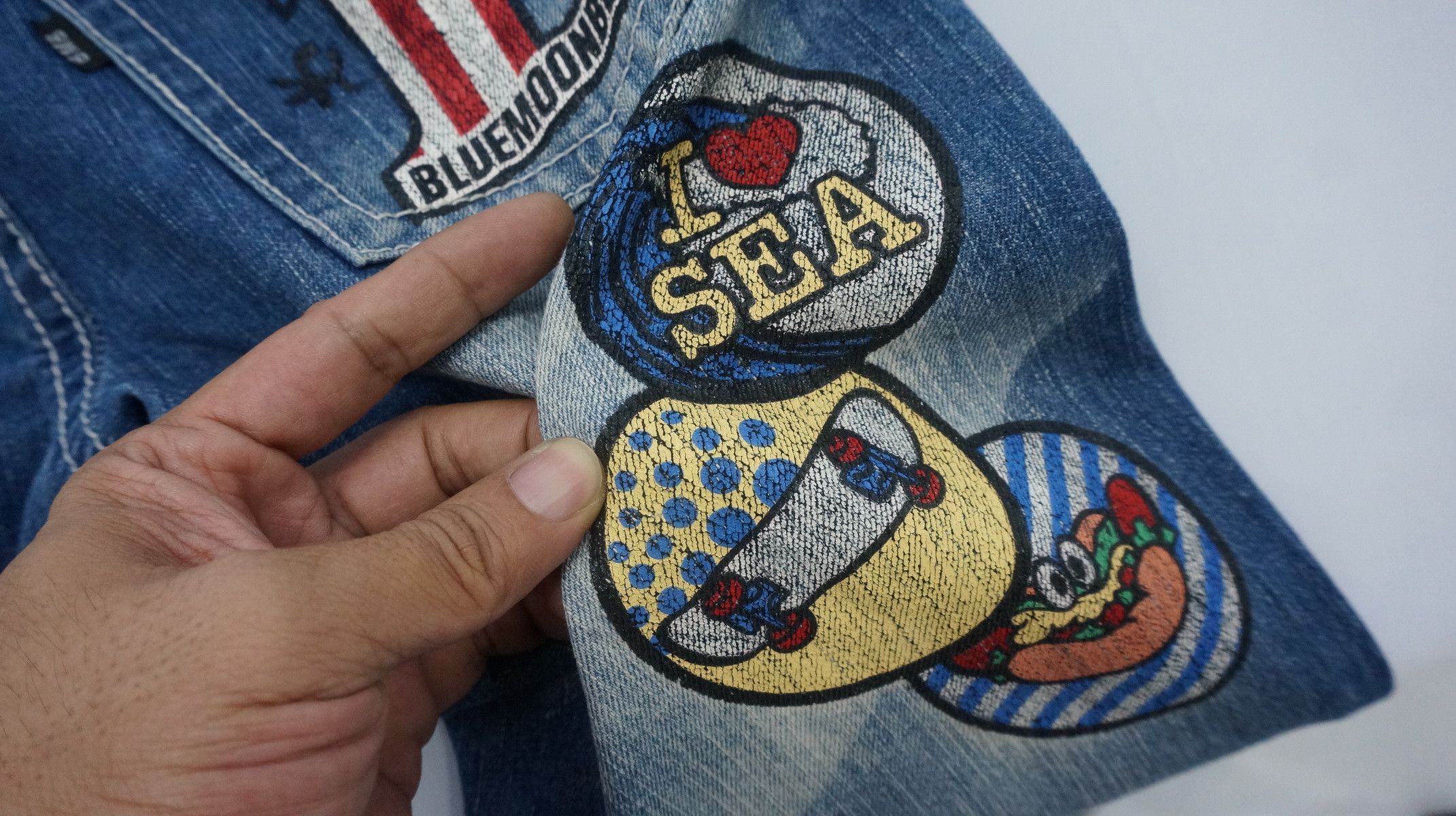 Japanese Brand Rare Vtg! BLUE MOON BLUE Rainbow Short rise Printed Denim Size US 29 - 22 Thumbnail