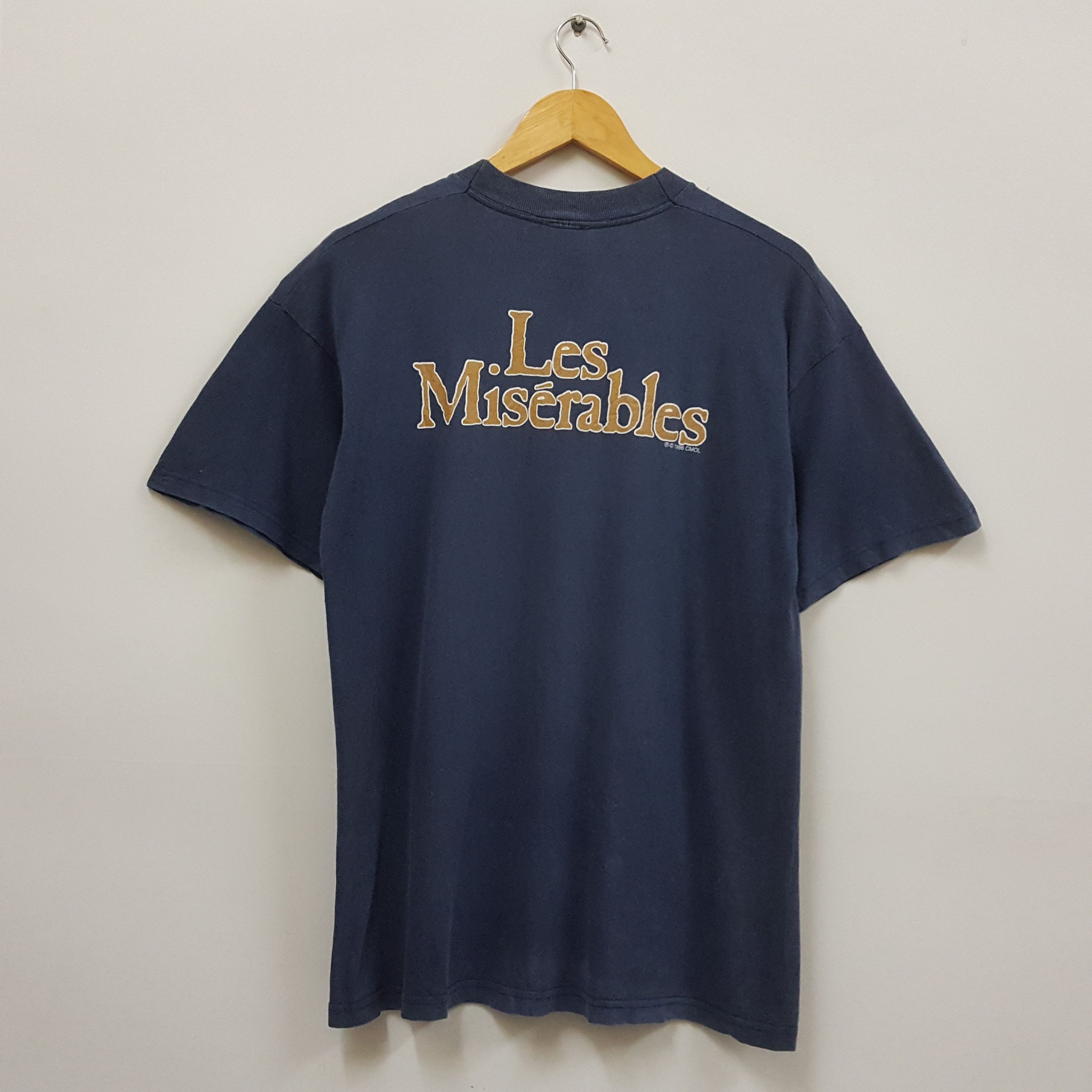 Vintage Vintage Les Miserables Movie 1986 nice design t-shirt Size US M / EU 48-50 / 2 - 4 Thumbnail