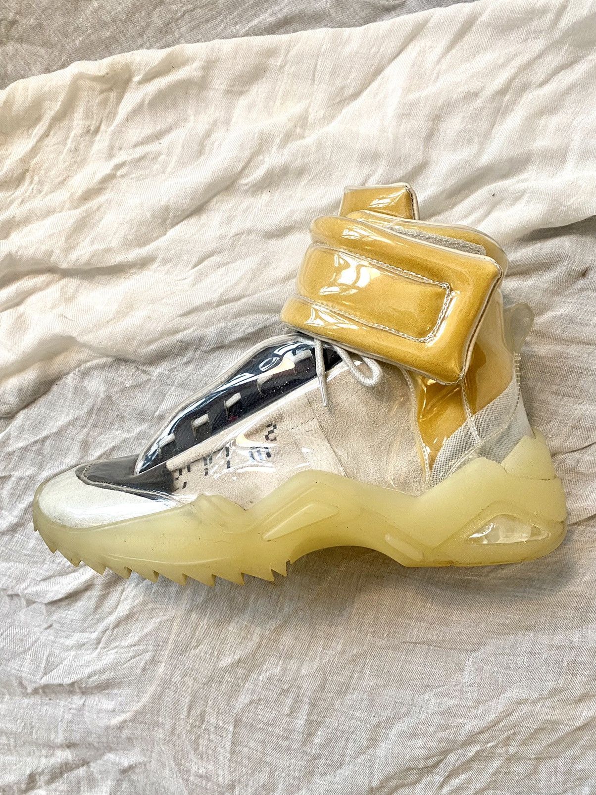 Maison Margiela Maison Margiela futur X-ray sneakers 41 | Grailed