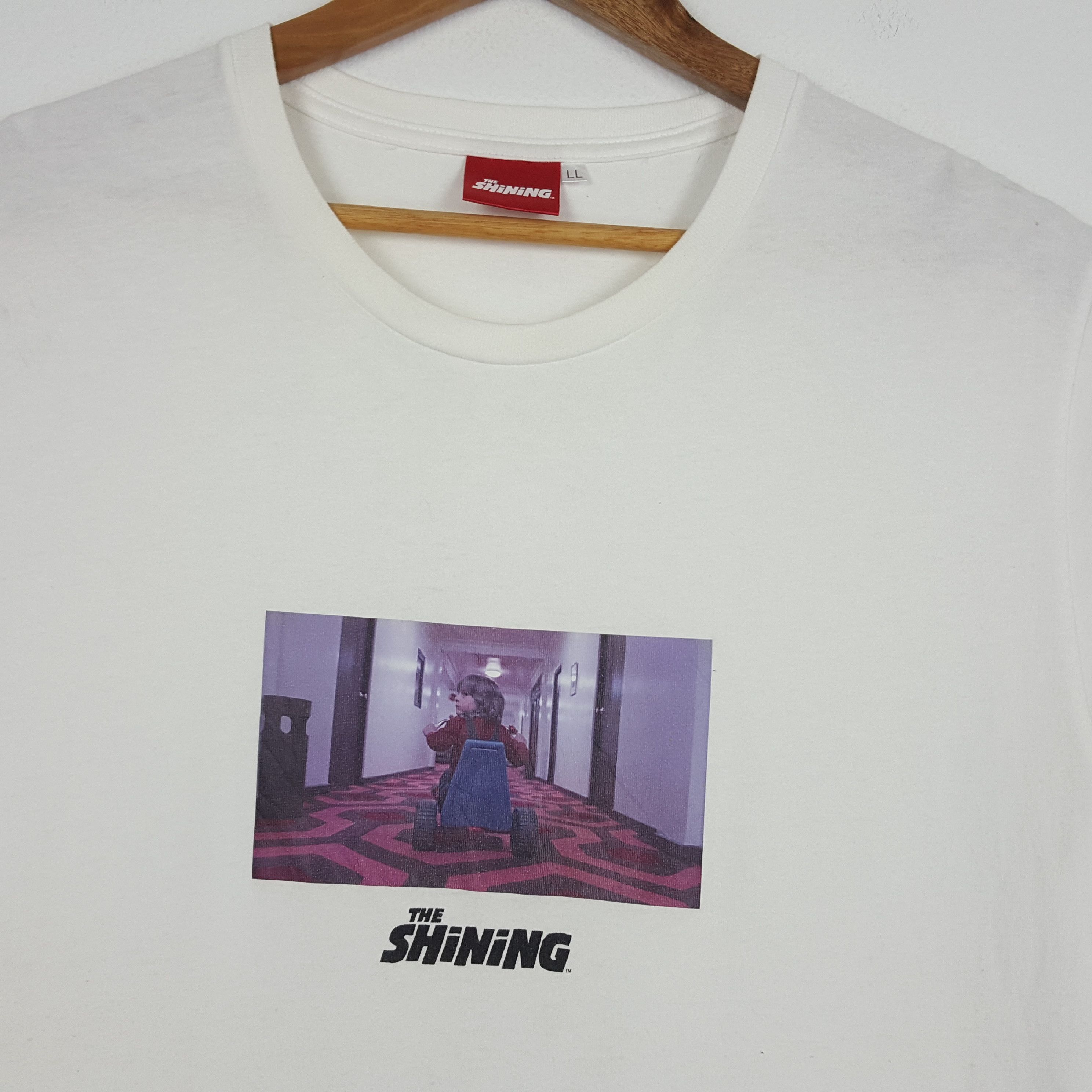 Vintage Vintage THE SHINING American Horror Murder Movie t-shirt Size US M / EU 48-50 / 2 - 4 Thumbnail