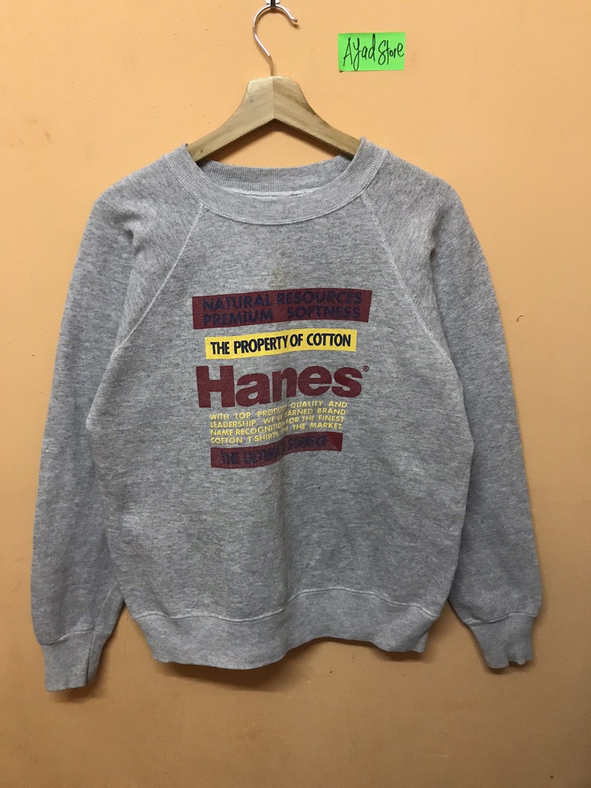 Hanes ‼️VTG HANES SPELLOUT SWEATSHIRT‼️ Size US S / EU 44-46 / 1 - 1 Thumbnail
