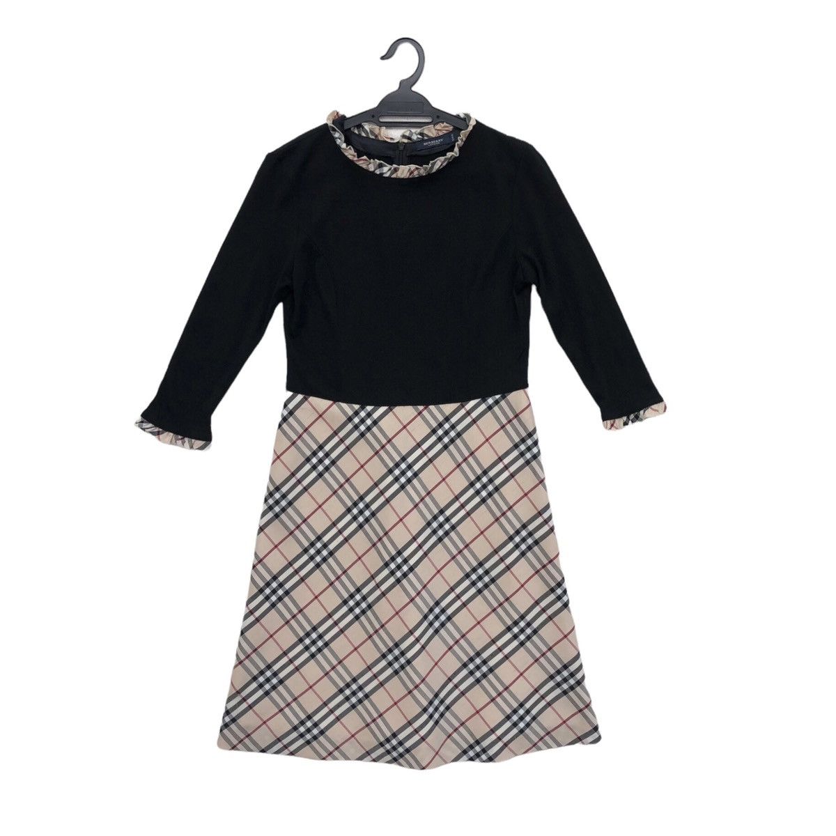 Burberry Burberry London Novacheck Stretchable Midi Dress Size S / US 4 / IT 40 - 1 Thumbnail