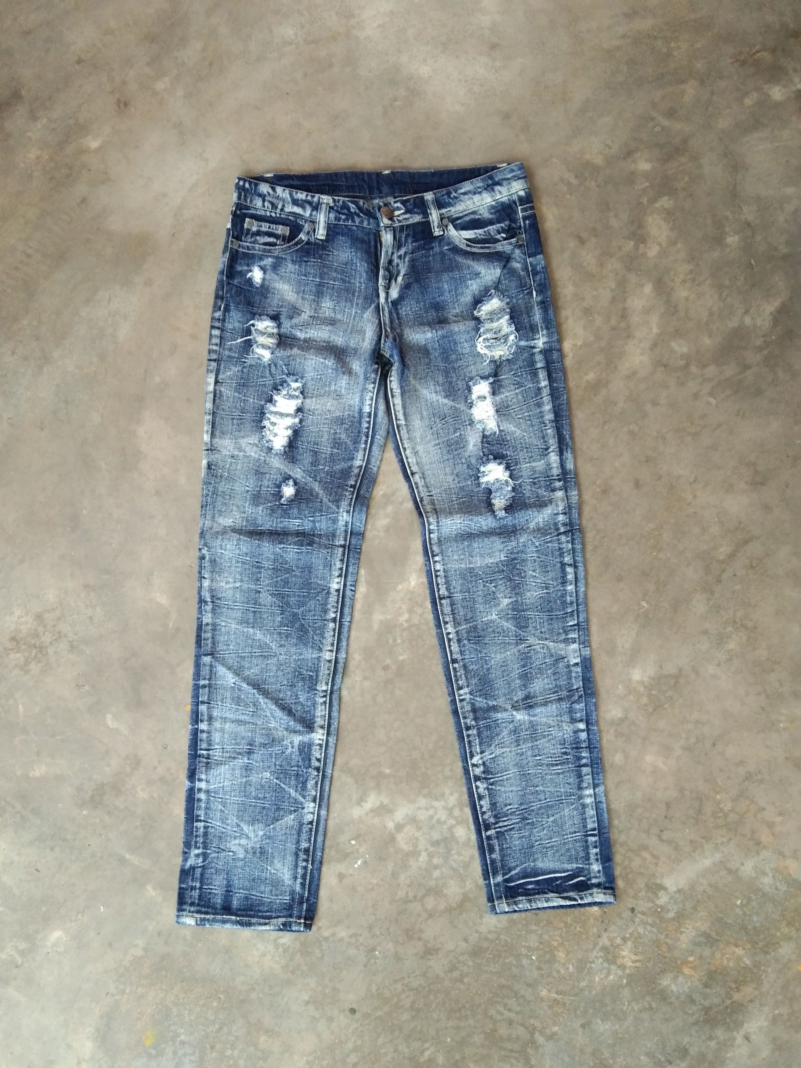 image of Distressed Japan Jeans Stonewashed Skinny 32X29 in Blue, Men's