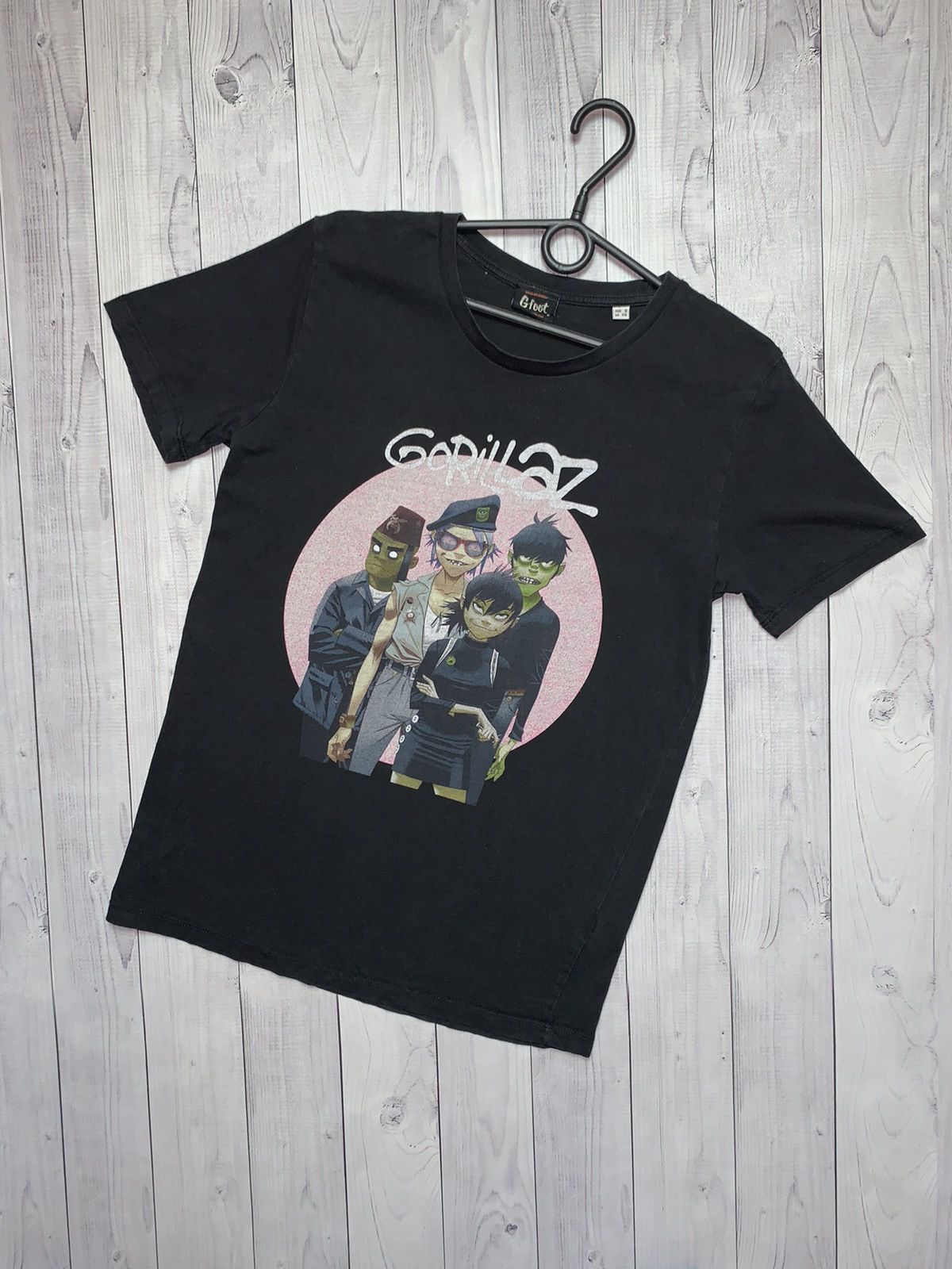 Vintage Gorillaz tour tee 2017 big logo size S