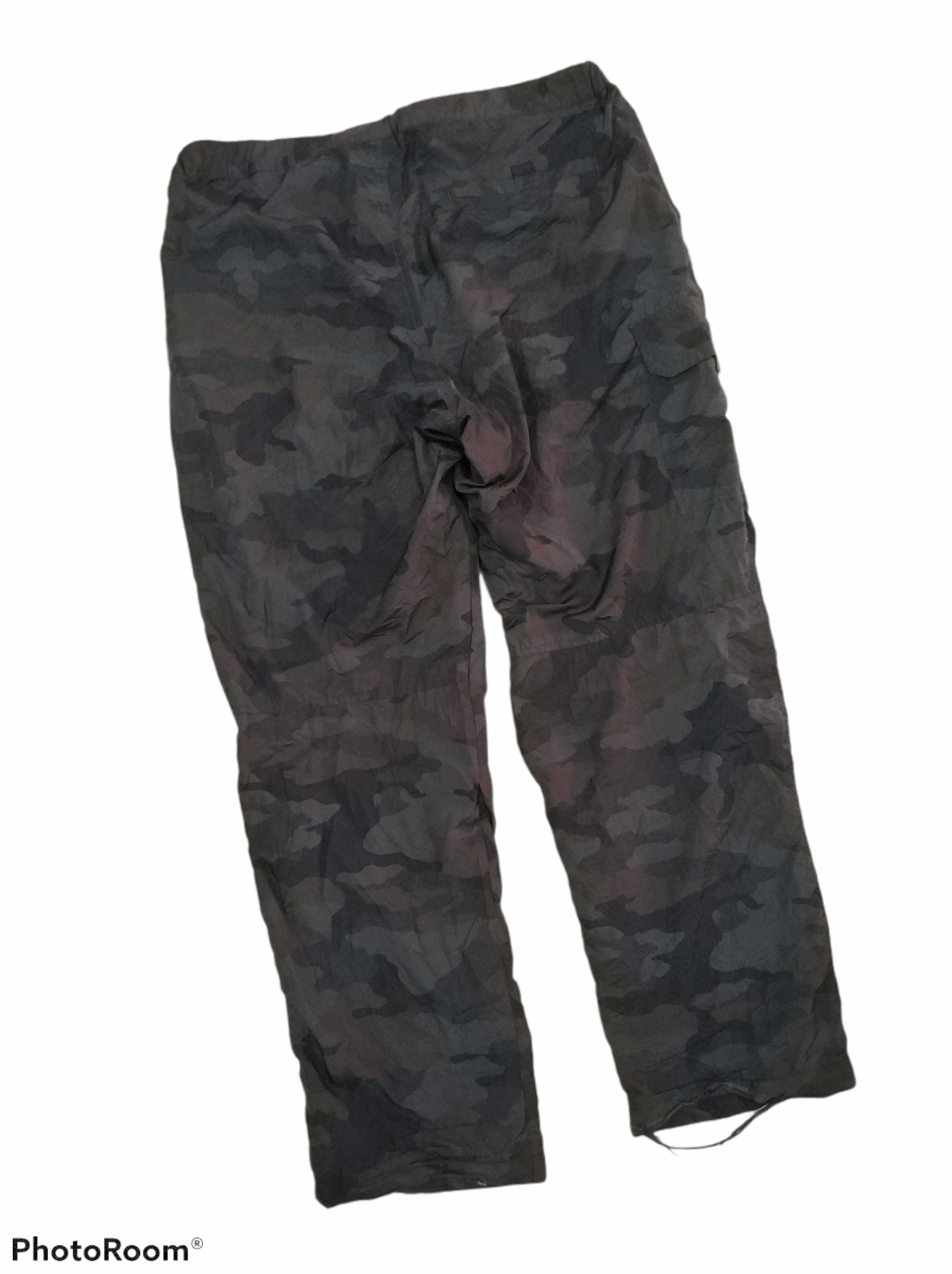 Japanese Brand 🔥Uniqlo Camo Fleece Pants Size US 35 - 7 Thumbnail