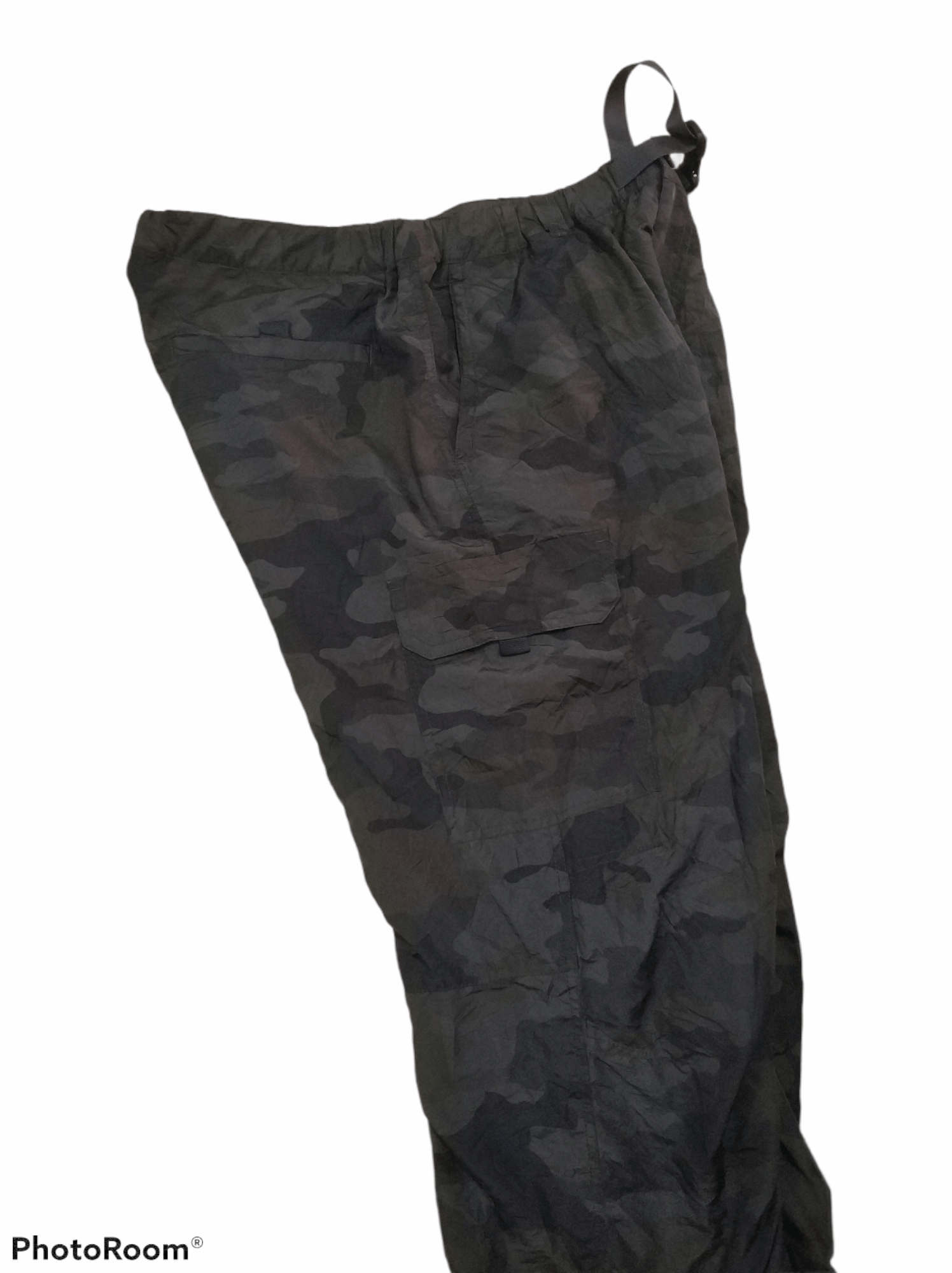 Japanese Brand 🔥Uniqlo Camo Fleece Pants Size US 35 - 2 Thumbnail