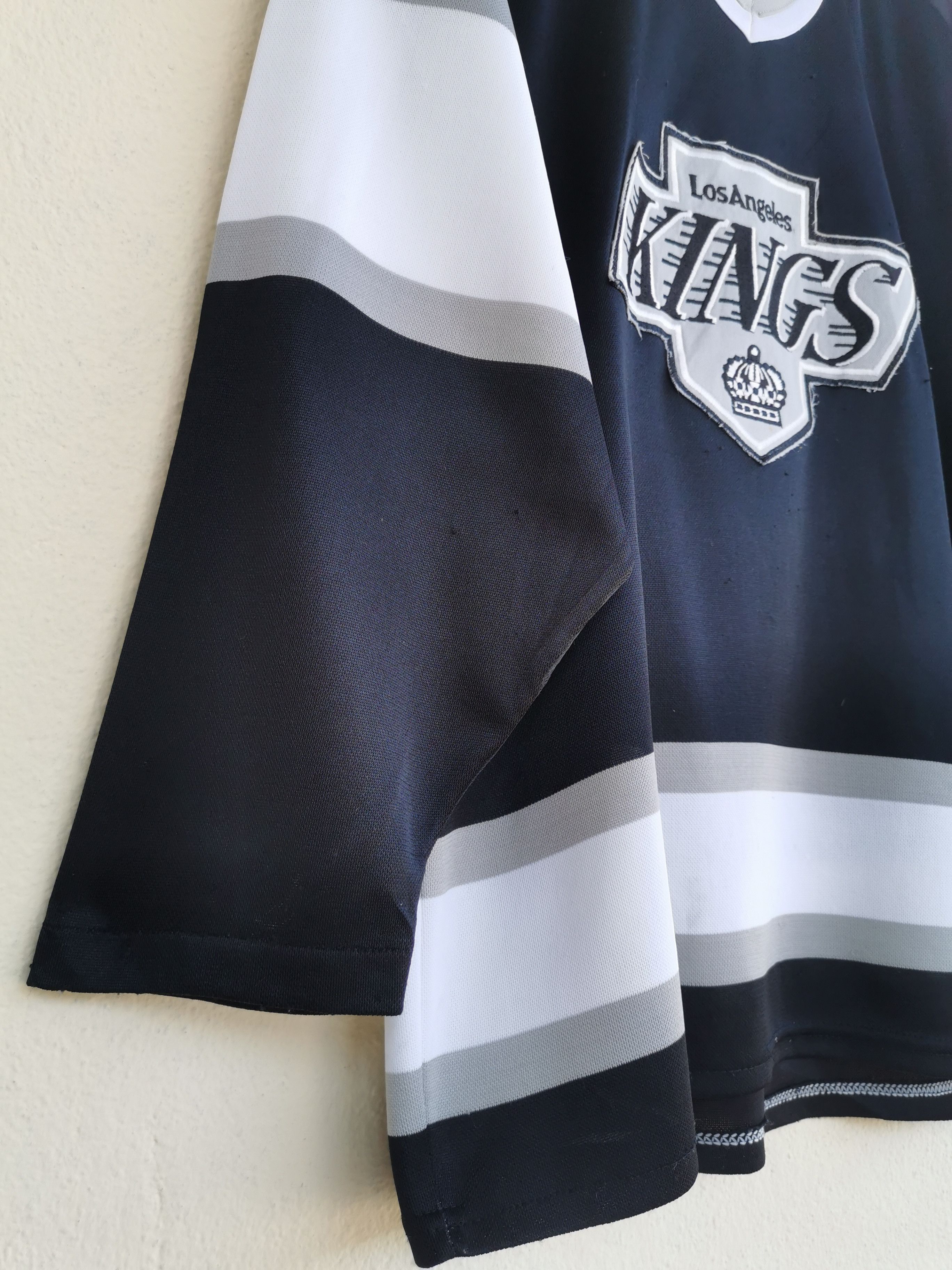 Ccm NHL Los Angeles Kings Vintage Jersey Size US M / EU 48-50 / 2 - 6 Thumbnail