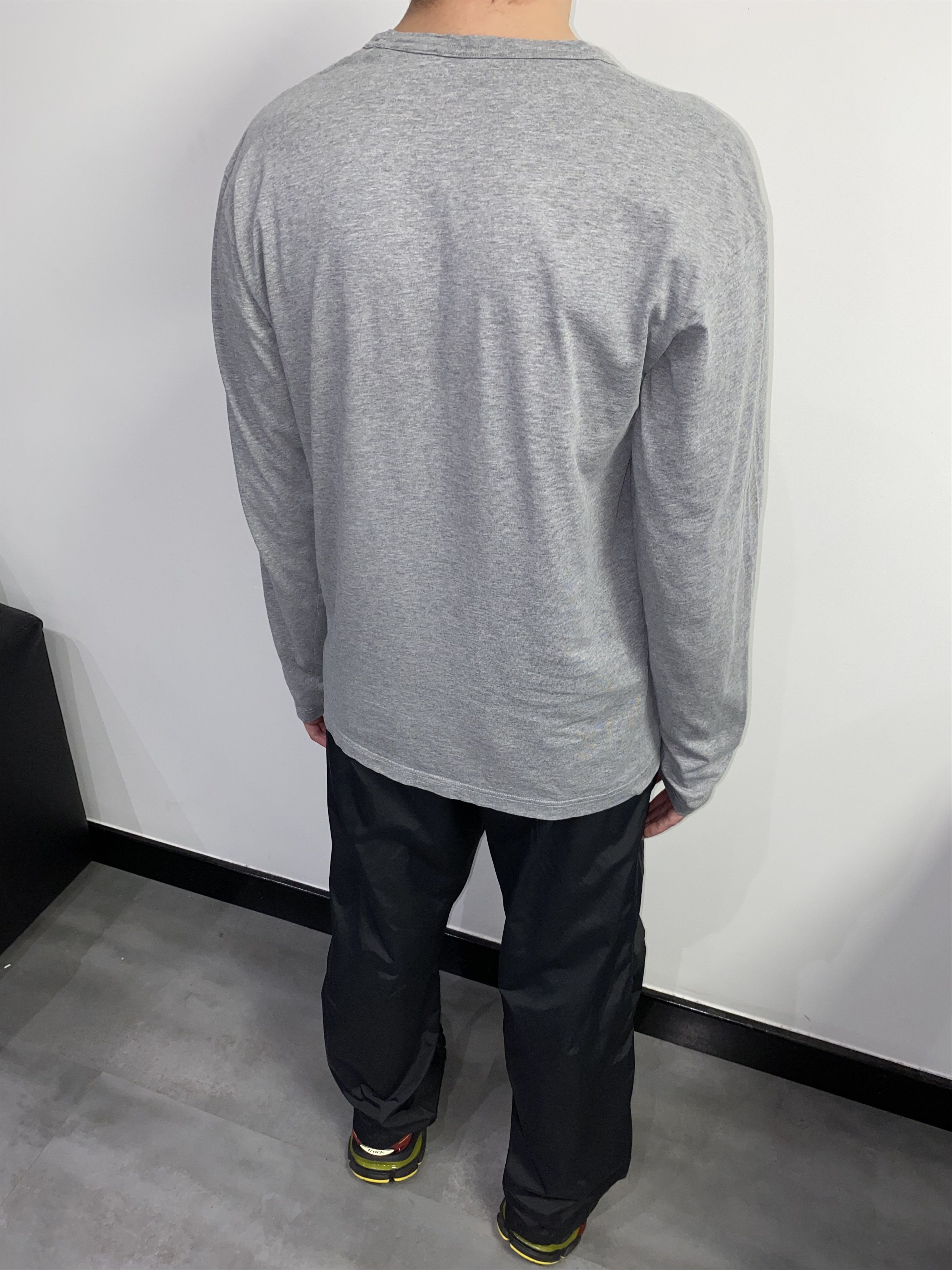 Acne Studios AW17 Acne Studios Nash Face Gray Longsleeve Size US M / EU 48-50 / 2 - 9 Thumbnail