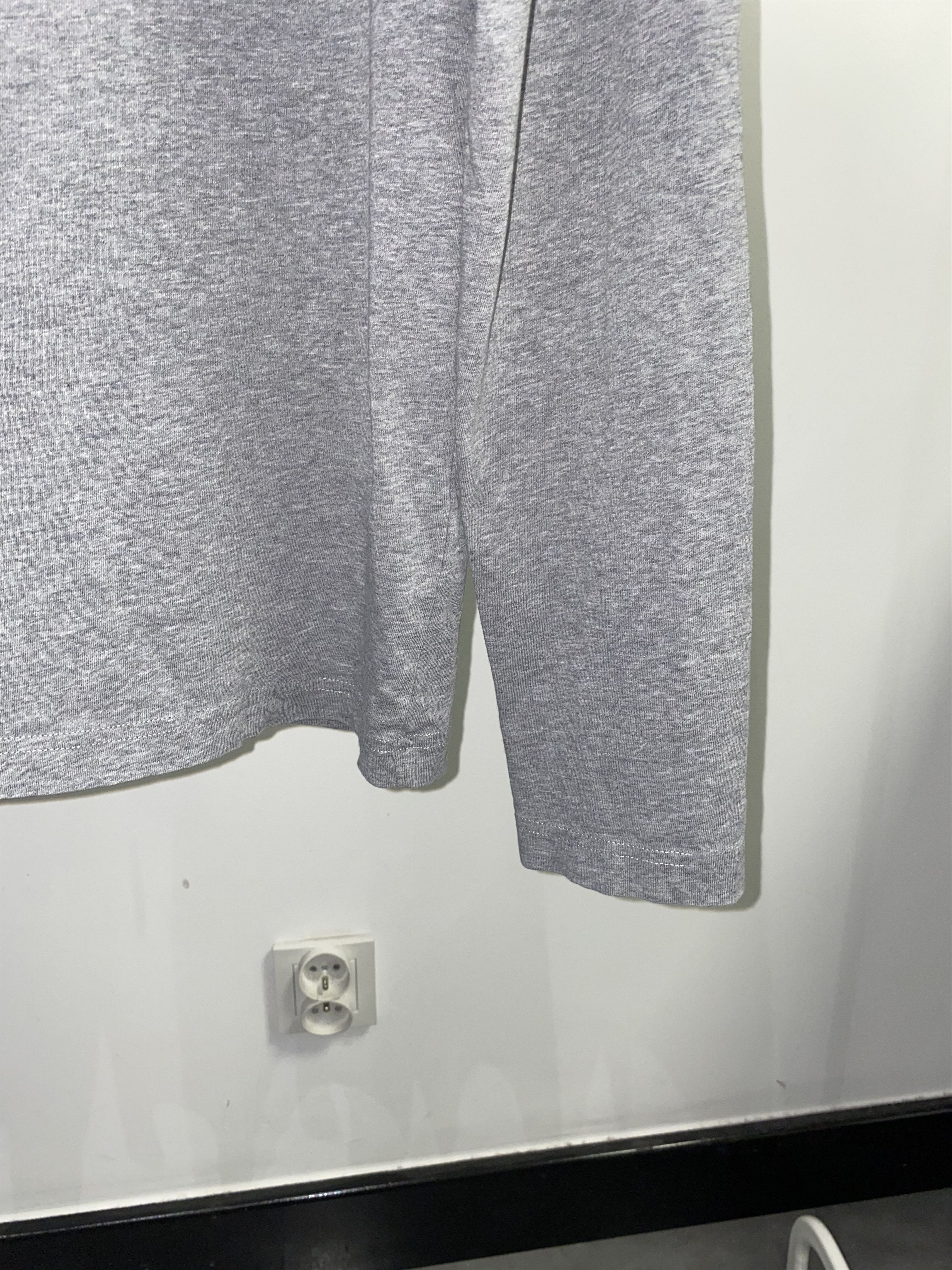 Acne Studios AW17 Acne Studios Nash Face Gray Longsleeve Size US M / EU 48-50 / 2 - 4 Thumbnail