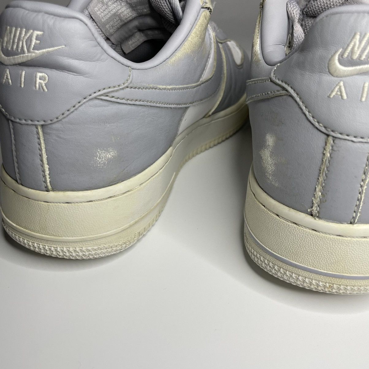 Nike 2018 Nike Air Force 1 Low Wolf Grey Size US 11 / EU 44 - 13 Thumbnail