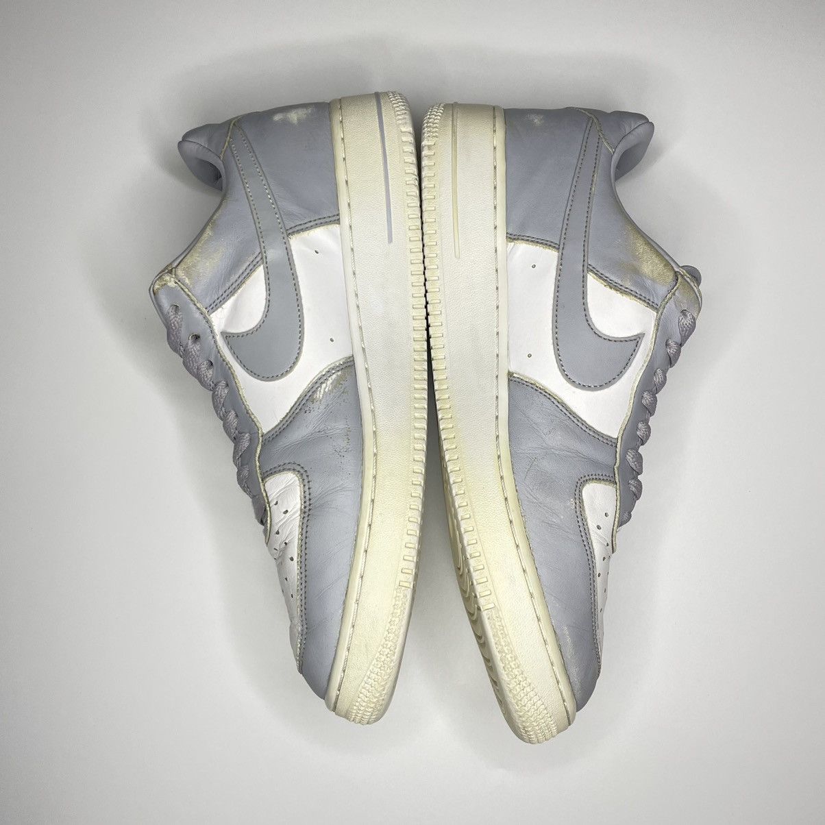 Nike 2018 Nike Air Force 1 Low Wolf Grey Size US 11 / EU 44 - 4 Thumbnail