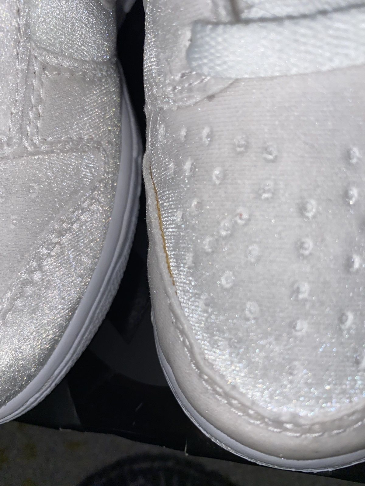 Dover Street Market × Nike Nike Dunk Low DSM Triple White Velvet Size US 5.5 / IT 35.5 - 9 Thumbnail