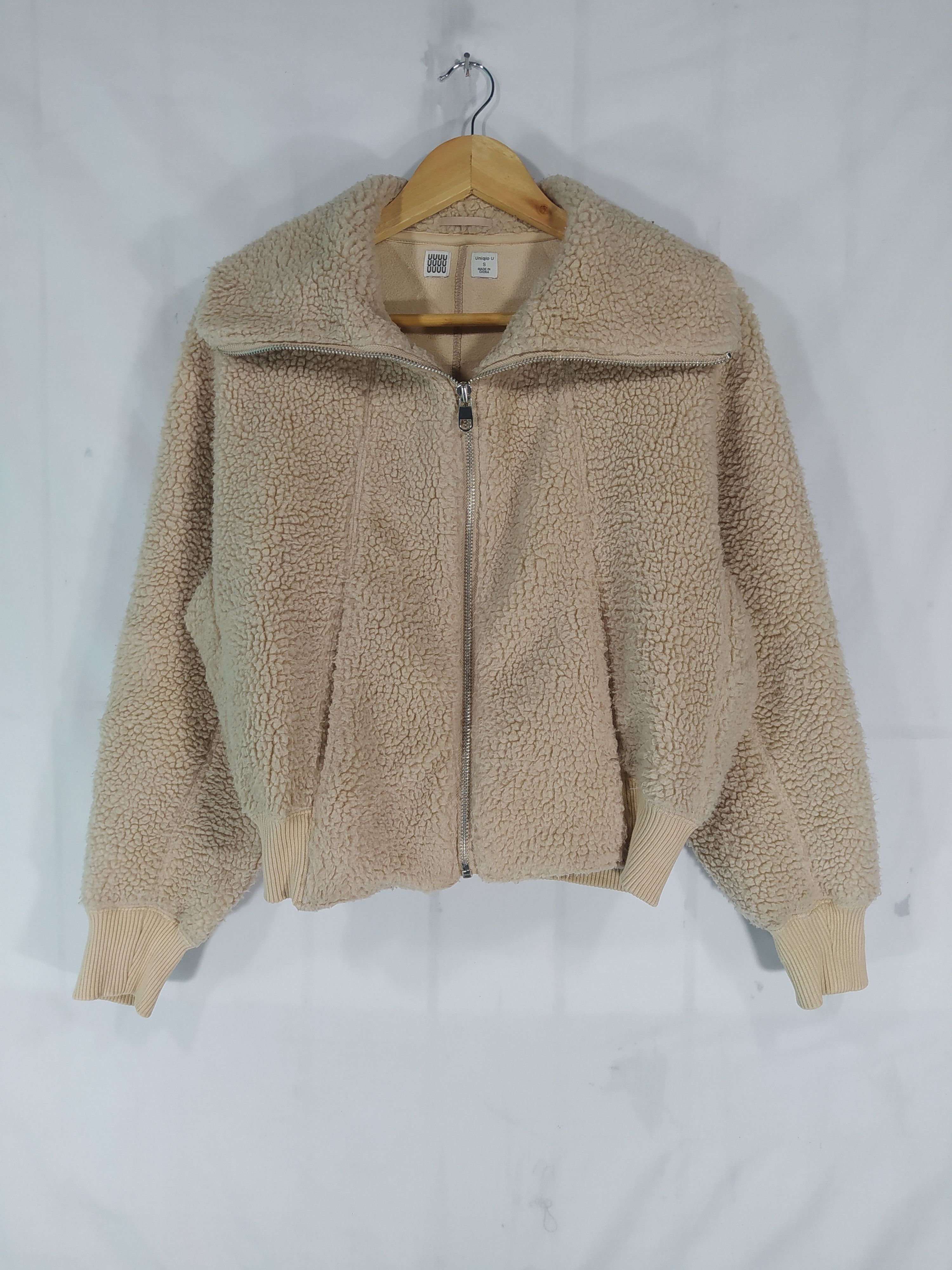 Christophe Lemaire × Japanese Brand × Uniqlo uniqlo UUUUU Lemaire cropped Sherpa fleece Size US S / EU 44-46 / 1 - 2 Thumbnail