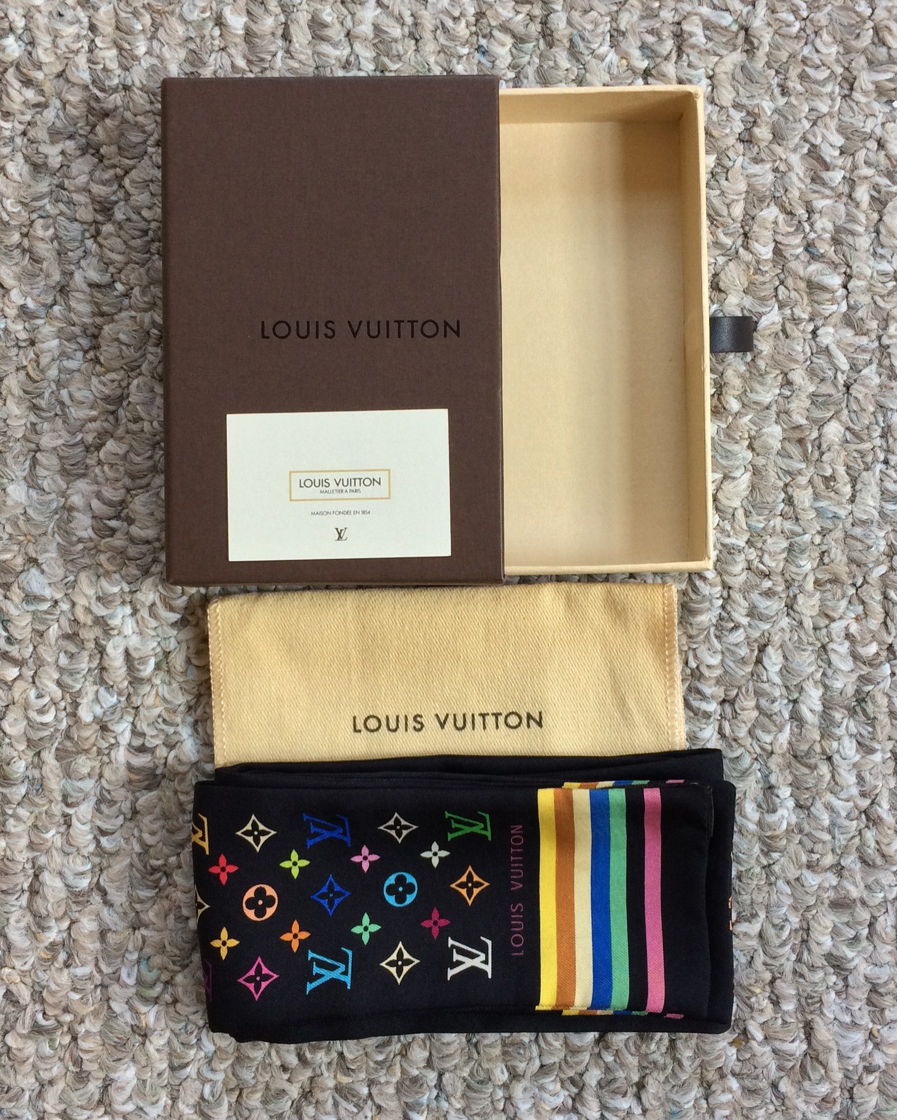 Louis Vuitton × Takashi Murakami NEW S/S 2003 Vuitton Murakami Multicolor Monogram Scarf Size ONE SIZE - 8 Thumbnail
