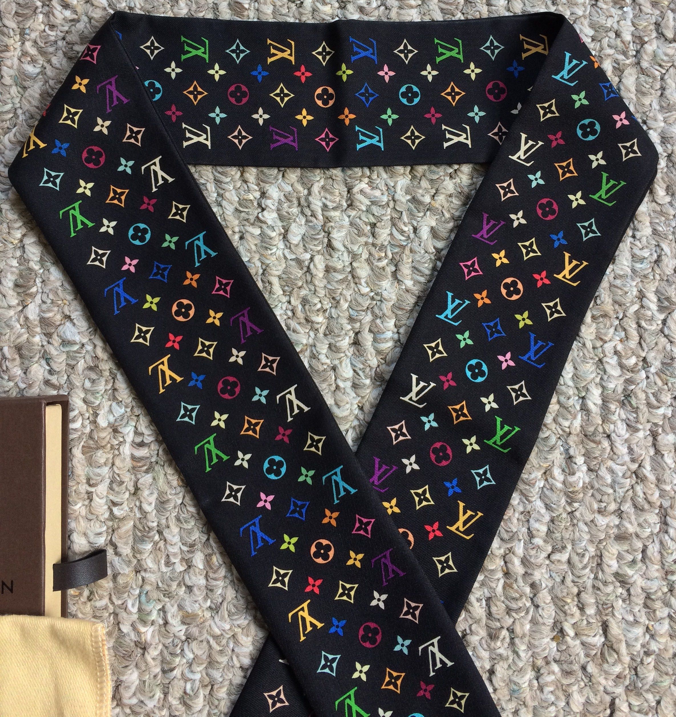 Louis Vuitton × Takashi Murakami NEW S/S 2003 Vuitton Murakami Multicolor Monogram Scarf Size ONE SIZE - 2 Thumbnail