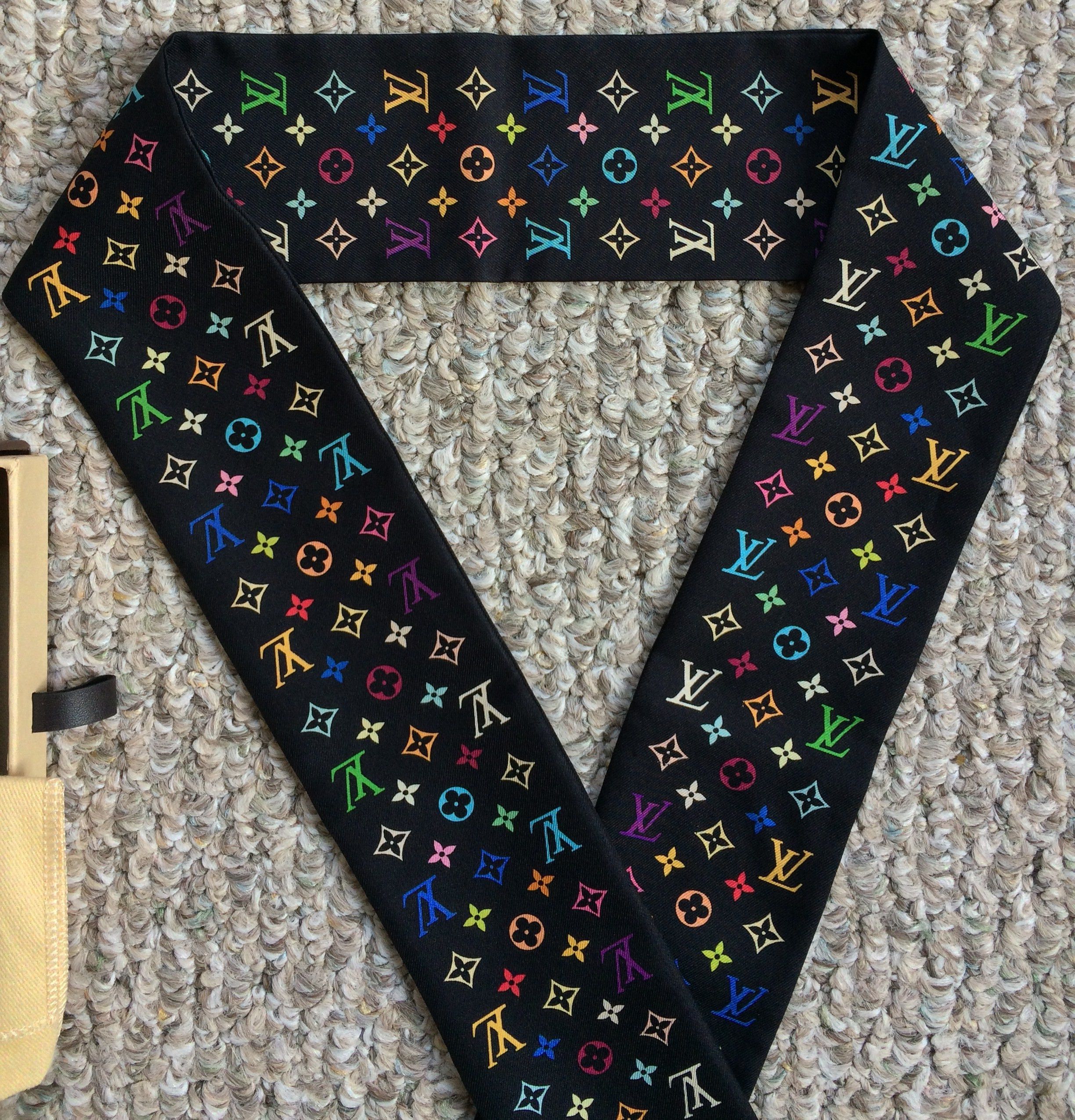 Louis Vuitton × Takashi Murakami NEW S/S 2003 Vuitton Murakami Multicolor Monogram Scarf Size ONE SIZE - 4 Thumbnail