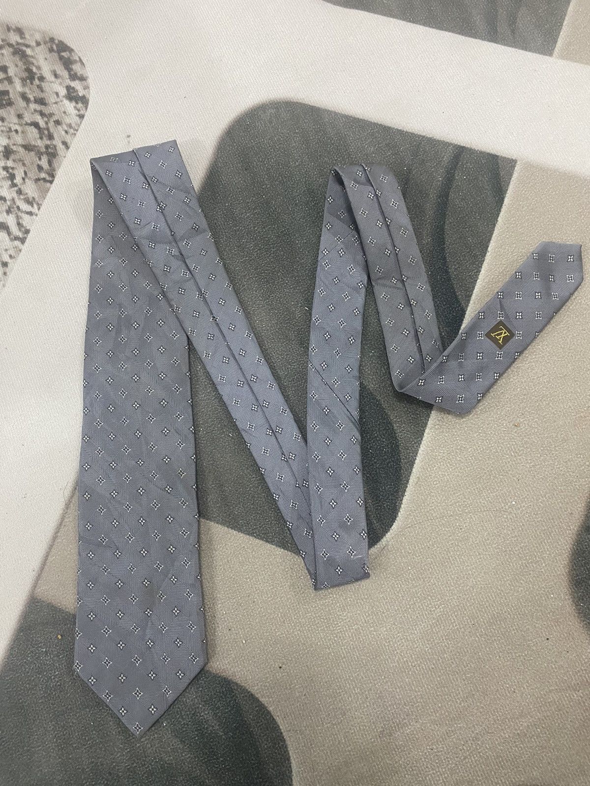 necktie louis vuitton