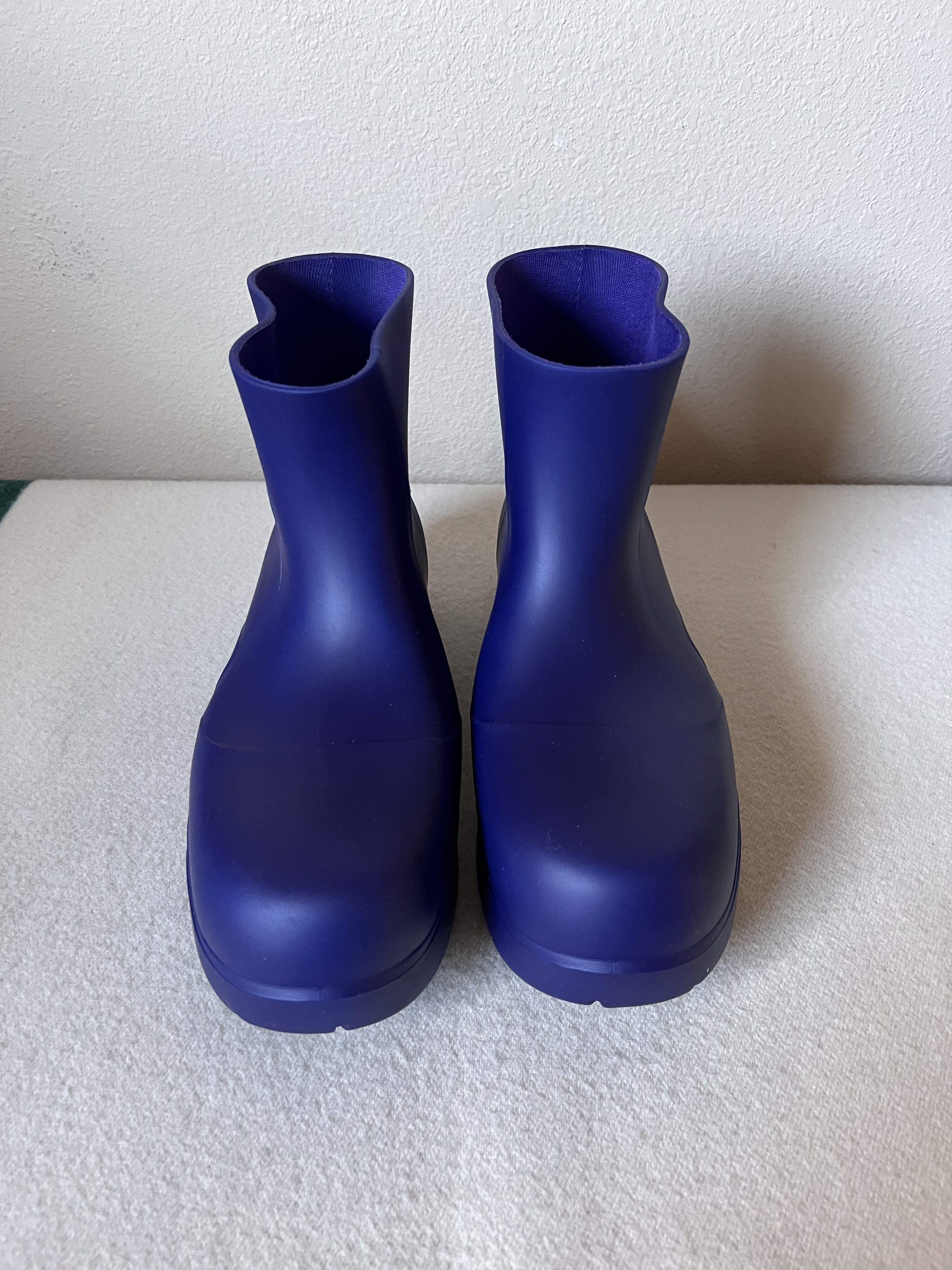 Bottega Veneta Bottega Veneta Puddle Ankle Boot in Purple Size US 10 / EU 43 - 4 Thumbnail