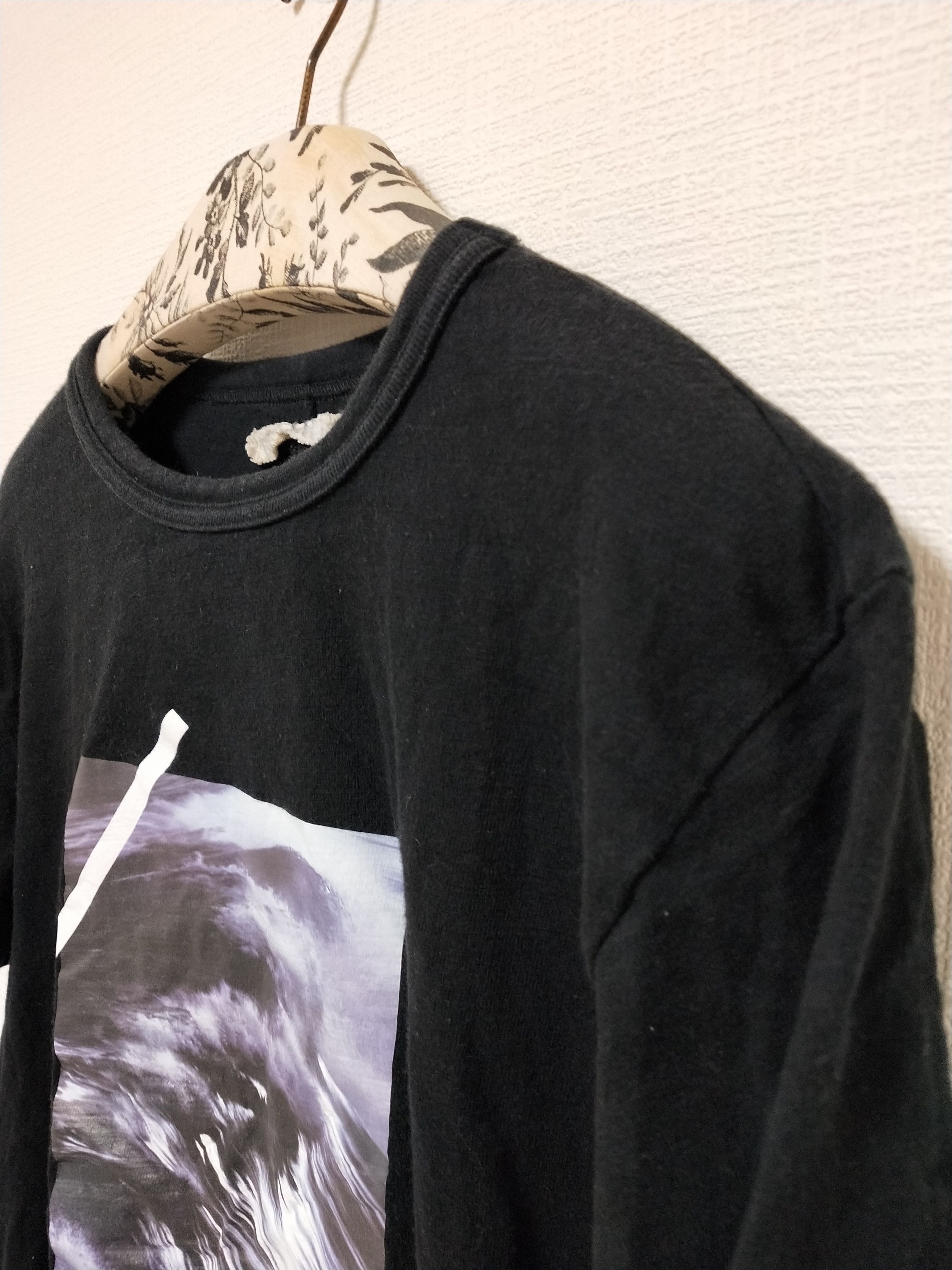 Off-White 'Waves' Diagonals Tee Size US S / EU 44-46 / 1 - 3 Thumbnail
