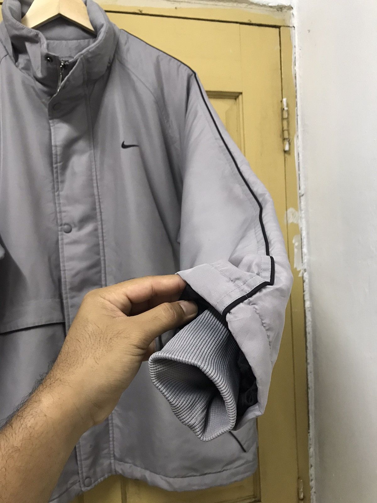 Nike Vintage Nike Small Swoosh Jacket Size US XL / EU 56 / 4 - 15 Thumbnail