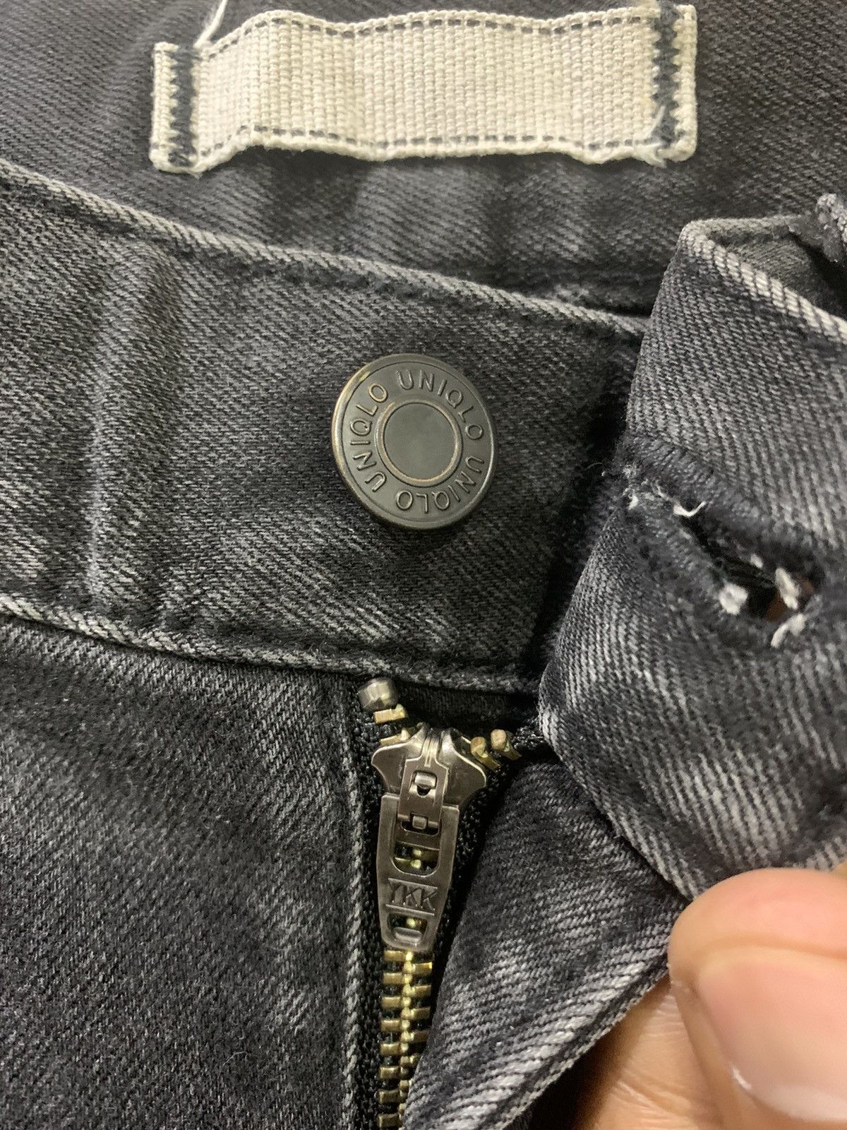 Japanese Brand × Uniqlo UNIQLO Vintage 90s Distressed Denim Rugged StraightCut Jean Size US 32 / EU 48 - 10 Thumbnail