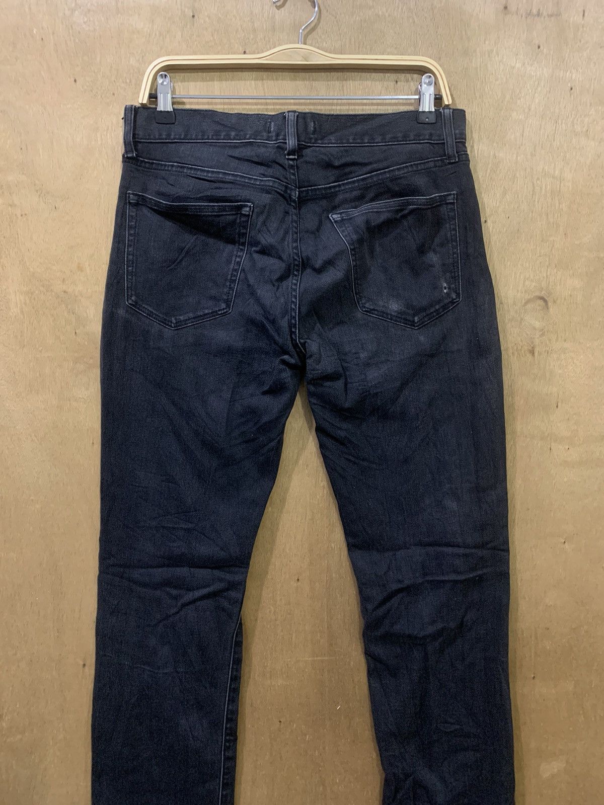 Japanese Brand × Uniqlo UNIQLO Vintage 90s Distressed Denim Rugged StraightCut Jean Size US 32 / EU 48 - 11 Thumbnail