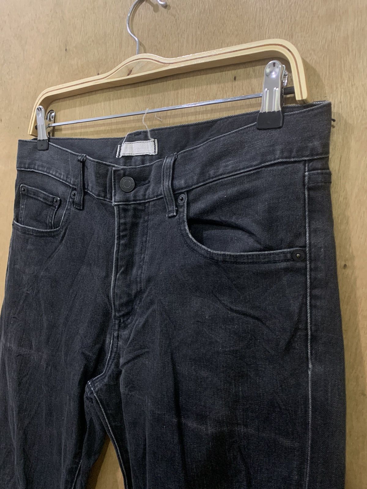 Japanese Brand × Uniqlo UNIQLO Vintage 90s Distressed Denim Rugged StraightCut Jean Size US 32 / EU 48 - 7 Thumbnail