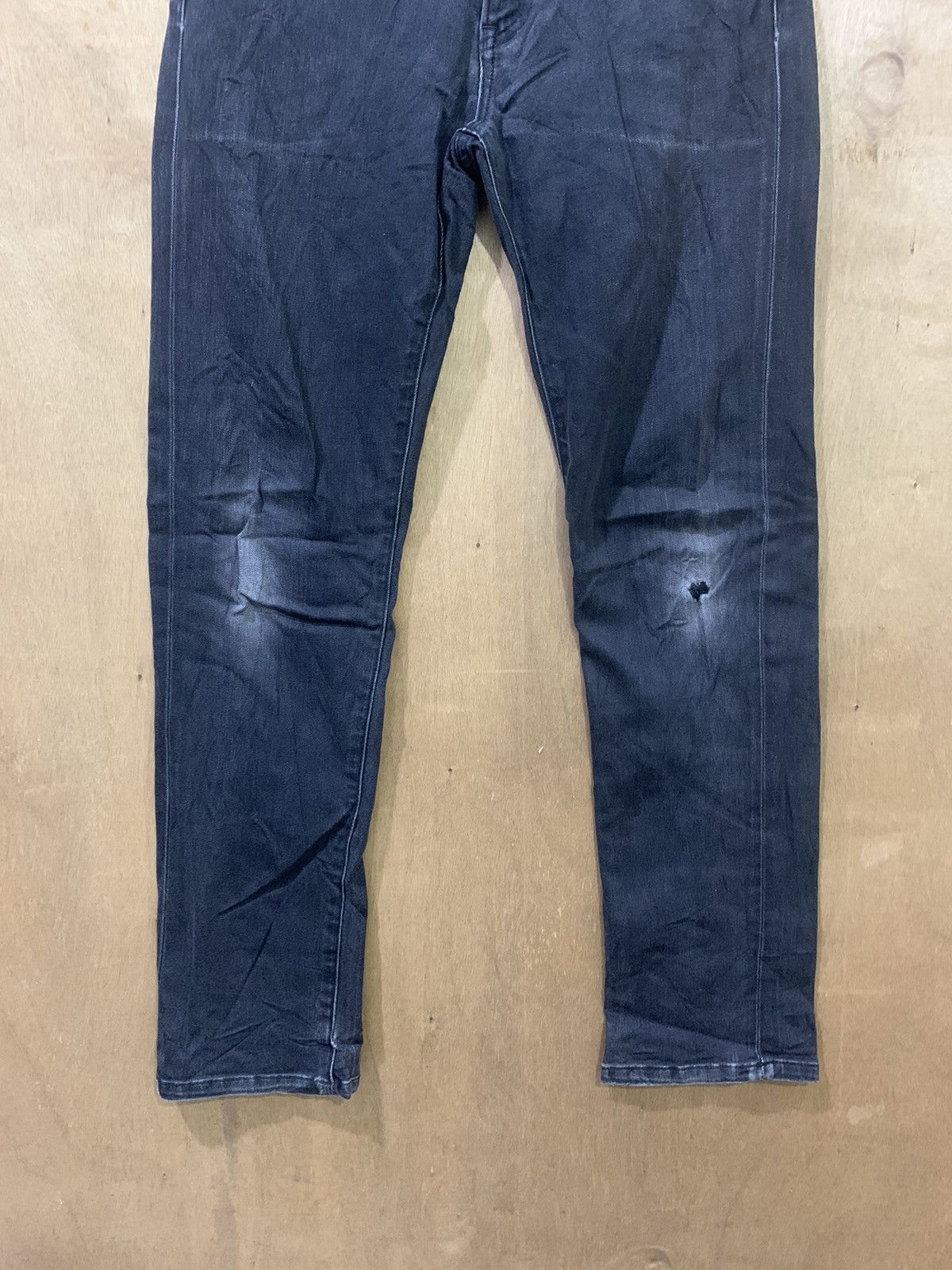 Japanese Brand × Uniqlo UNIQLO Vintage 90s Distressed Denim Rugged StraightCut Jean Size US 32 / EU 48 - 5 Thumbnail