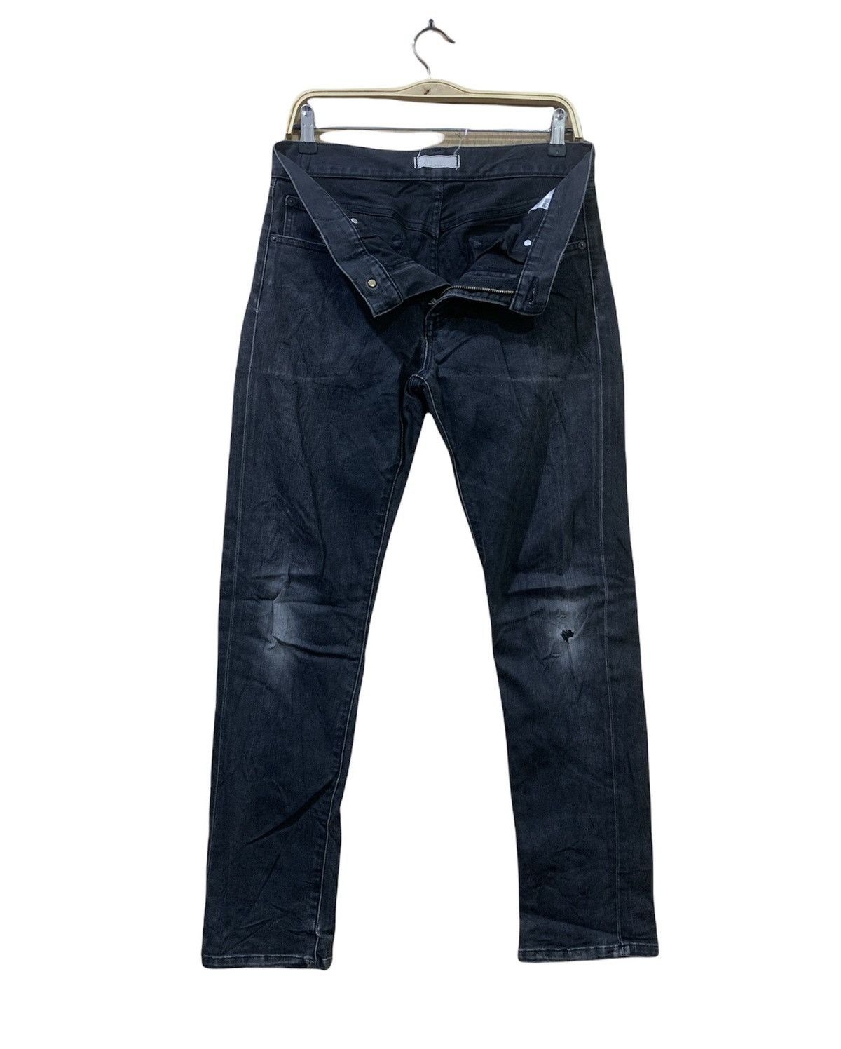 Japanese Brand × Uniqlo UNIQLO Vintage 90s Distressed Denim Rugged StraightCut Jean Size US 32 / EU 48 - 3 Thumbnail