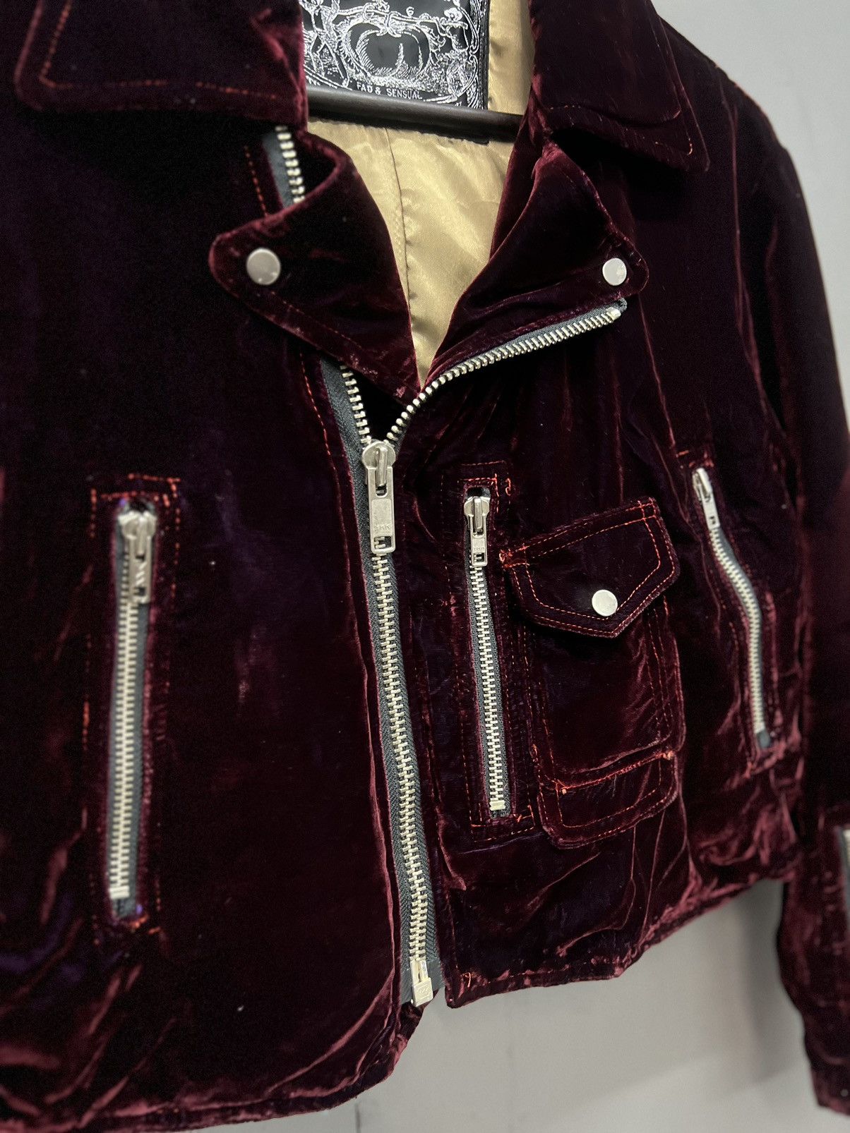 Absurd RARE🔥ABSURD RNA TOMATO DOUBLE COLLAR RED VELVET JACKET Size M / US 6-8 / IT 42-44 - 6 Thumbnail