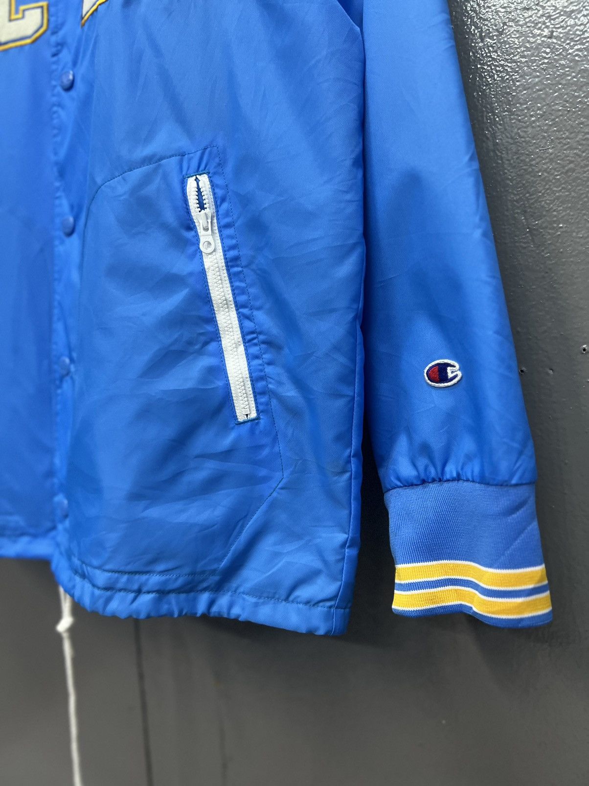 Champion × Vintage VINTAGE🔥UCLA CHAMPION JACKET Size US M / EU 48-50 / 2 - 5 Thumbnail