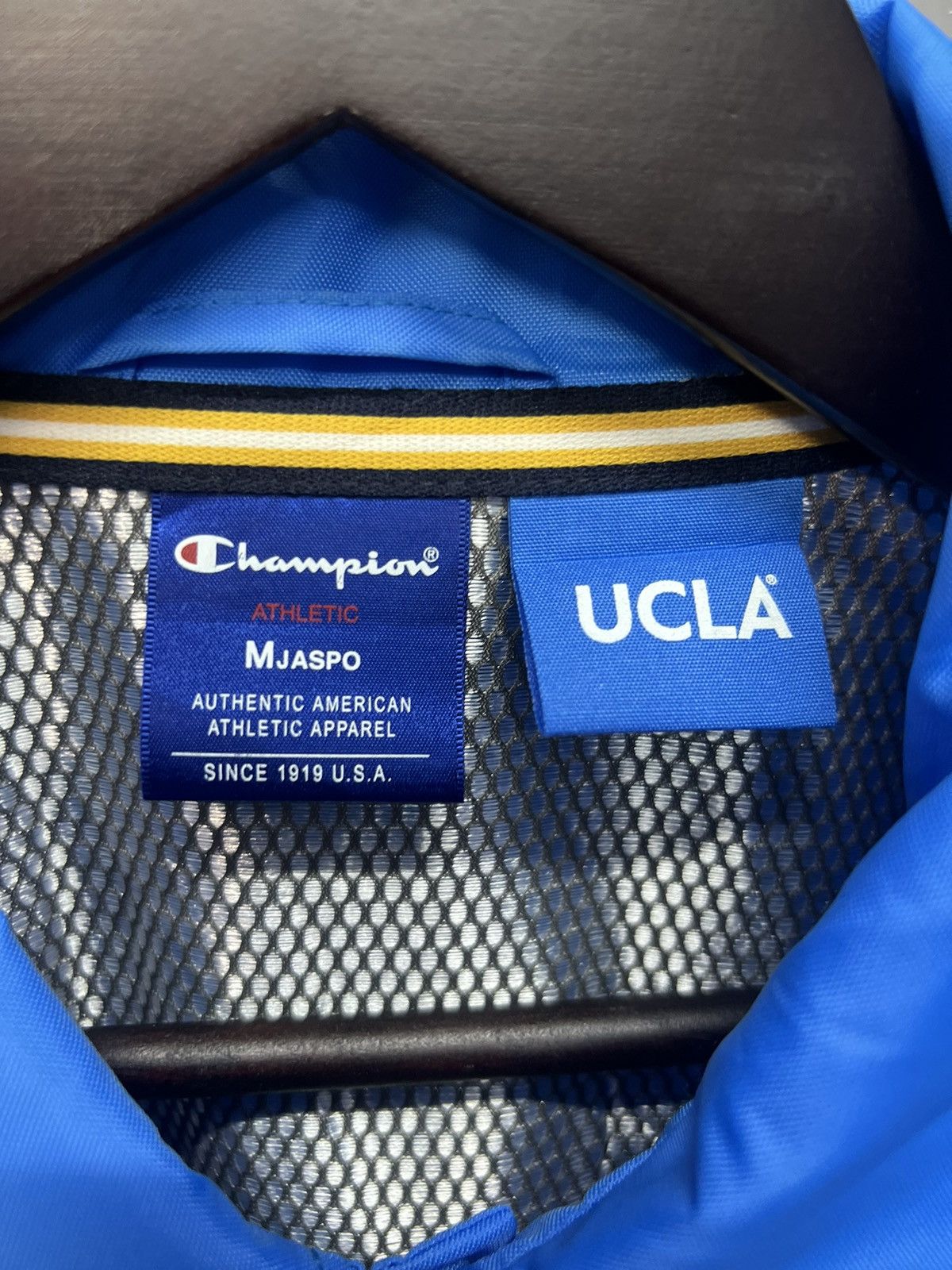 Champion × Vintage VINTAGE🔥UCLA CHAMPION JACKET Size US M / EU 48-50 / 2 - 4 Thumbnail