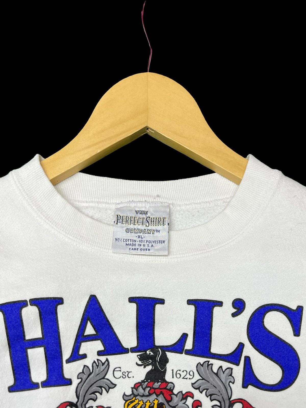 Vintage VTG 90s HALL’S TAVERN WILTSHIRE ENGLAND CREWNECK SWEATSHIRT Size US L / EU 52-54 / 3 - 4 Thumbnail