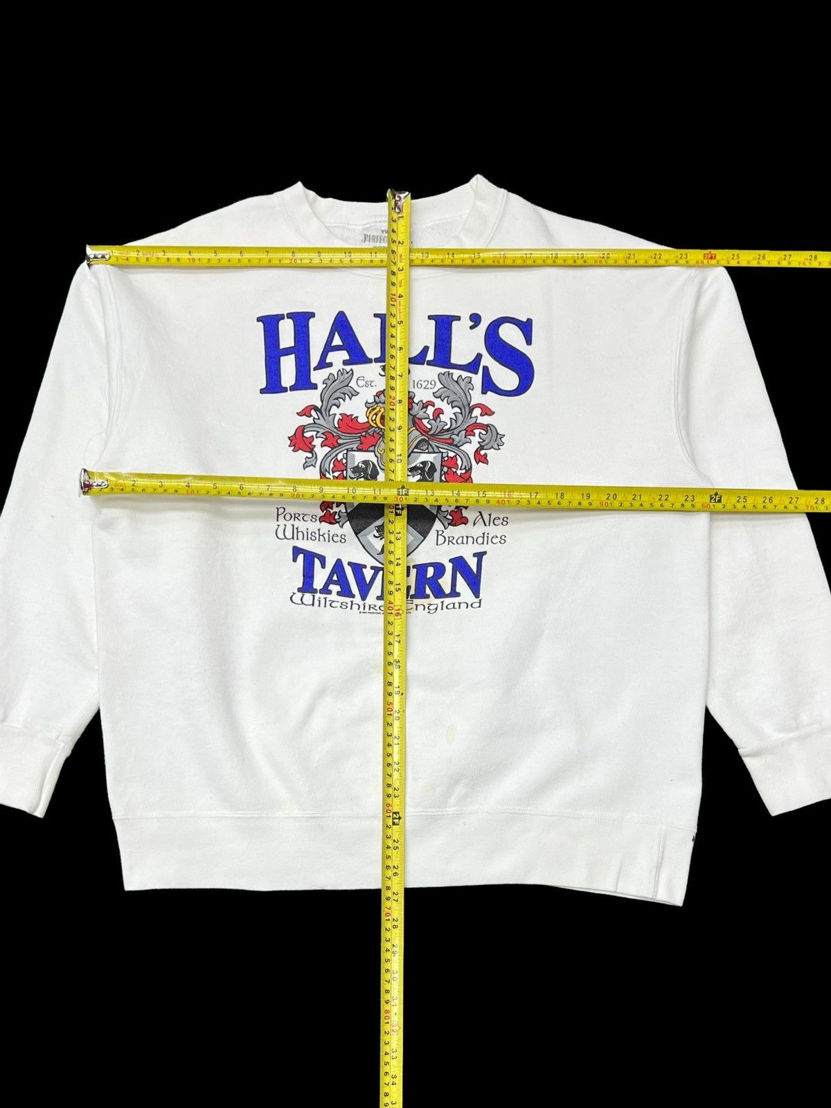 Vintage VTG 90s HALL’S TAVERN WILTSHIRE ENGLAND CREWNECK SWEATSHIRT Size US L / EU 52-54 / 3 - 8 Thumbnail