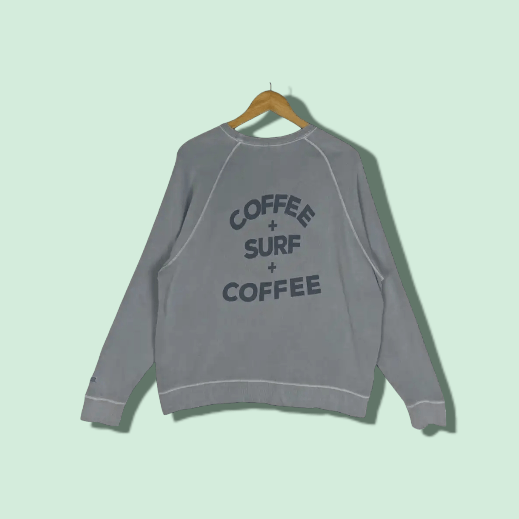 Uniqlo UNIQLO x California Memories Coffee + Surf Jumper Size US XL / EU 56 / 4 - 1 Thumbnail