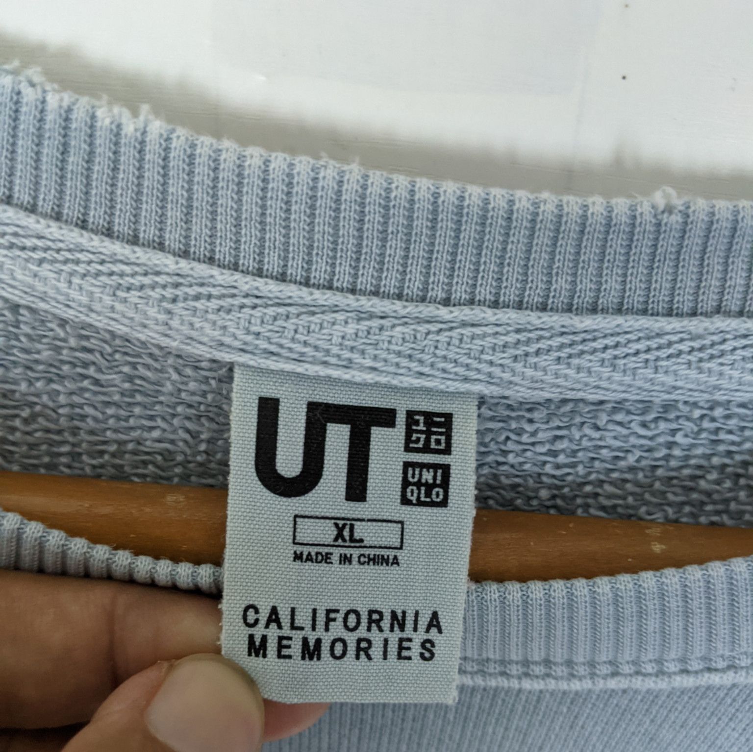 Uniqlo UNIQLO x California Memories Coffee + Surf Jumper Size US XL / EU 56 / 4 - 11 Thumbnail